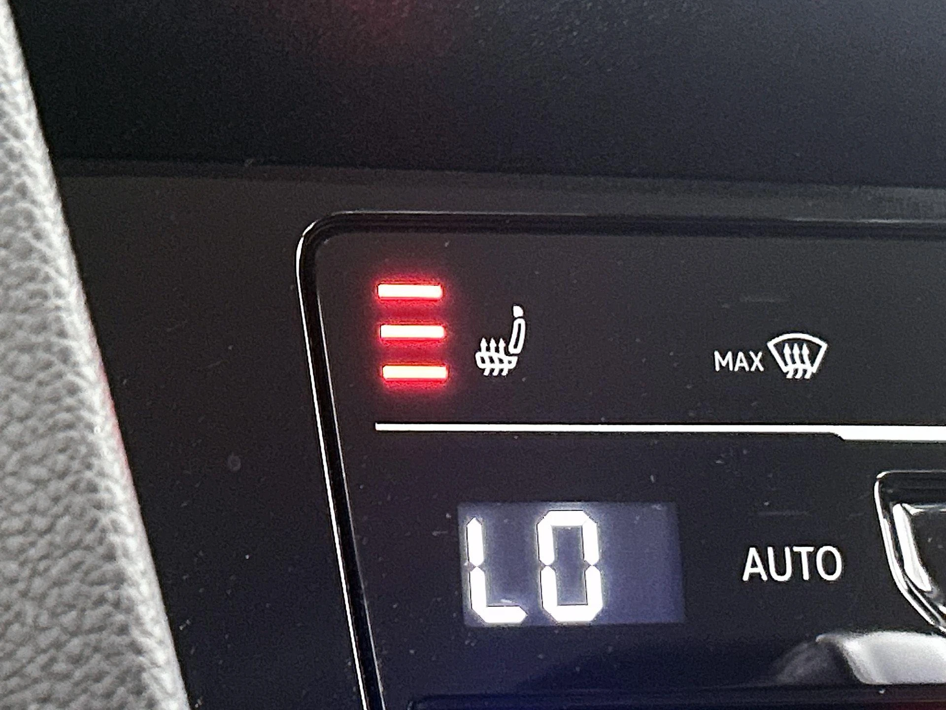 Volkswagen-Passat-image-7