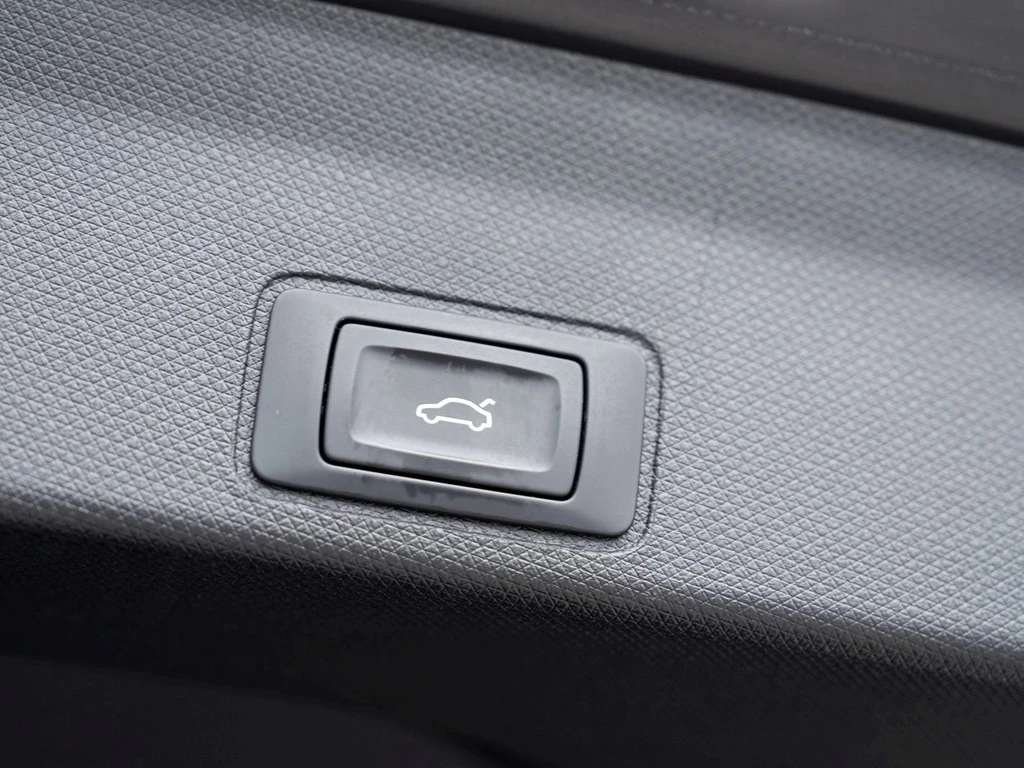 CUPRA Terramar 1.5 eTSI DSG /Navi/LED/HuD/ACC/RFK/SHZ