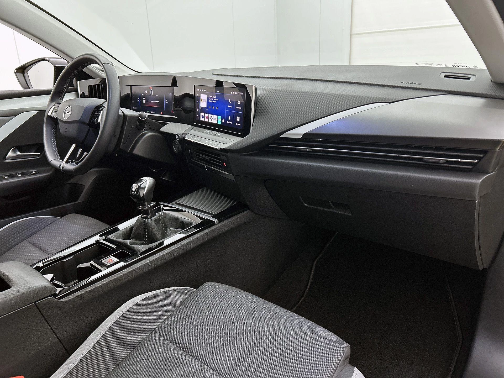 Opel-Astra-image-19