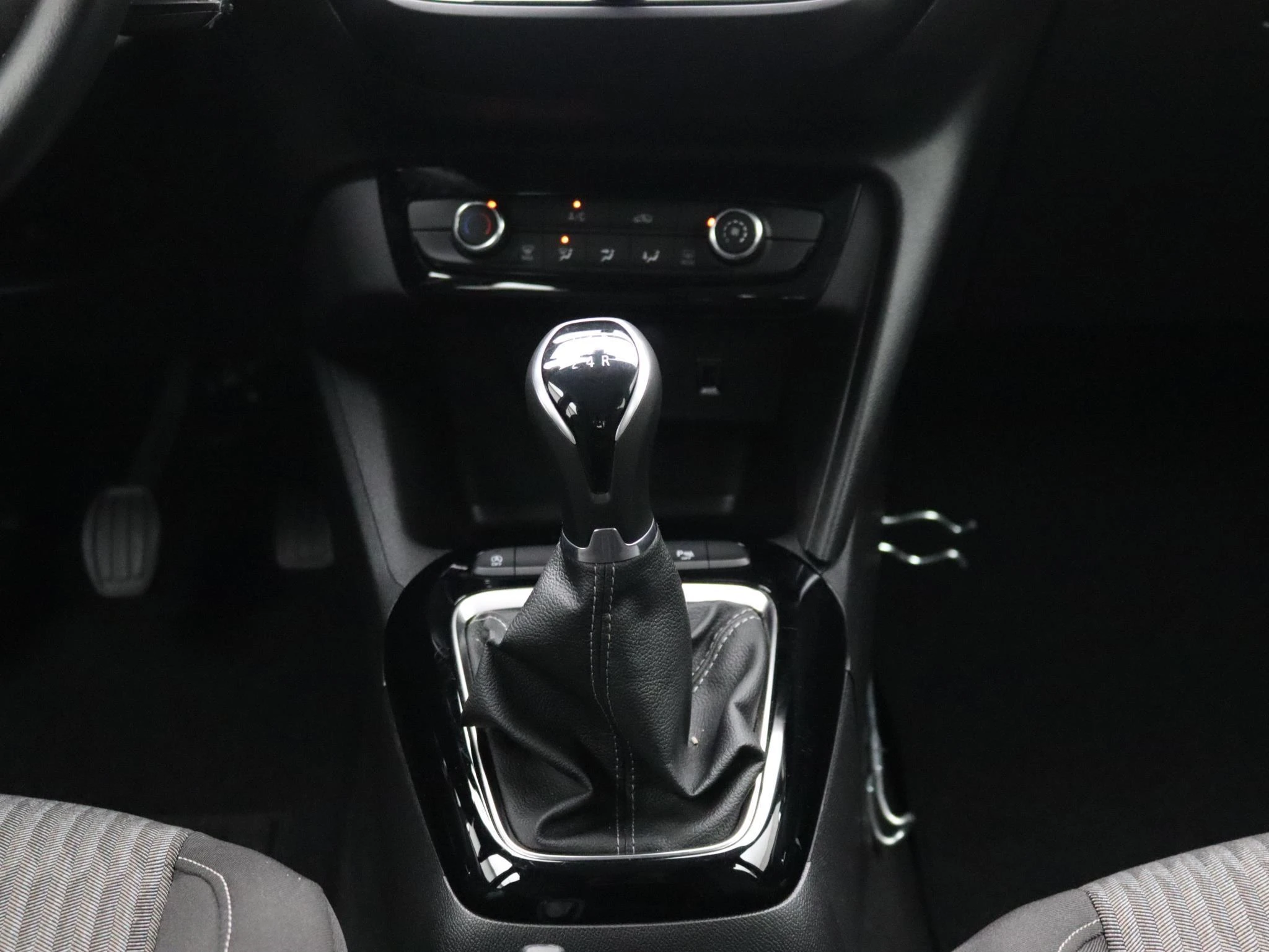 Opel-Corsa-image-9