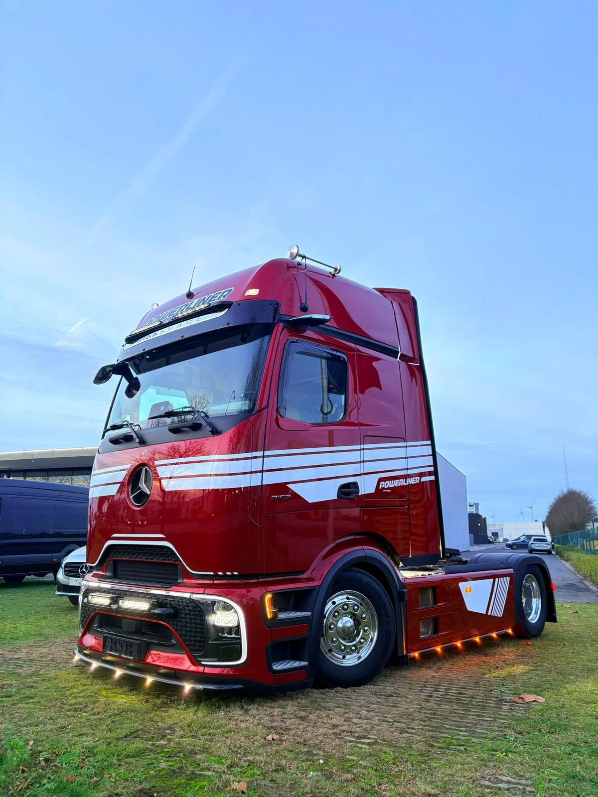 Actros 1853 LS 4x2 LHD Powerliner
