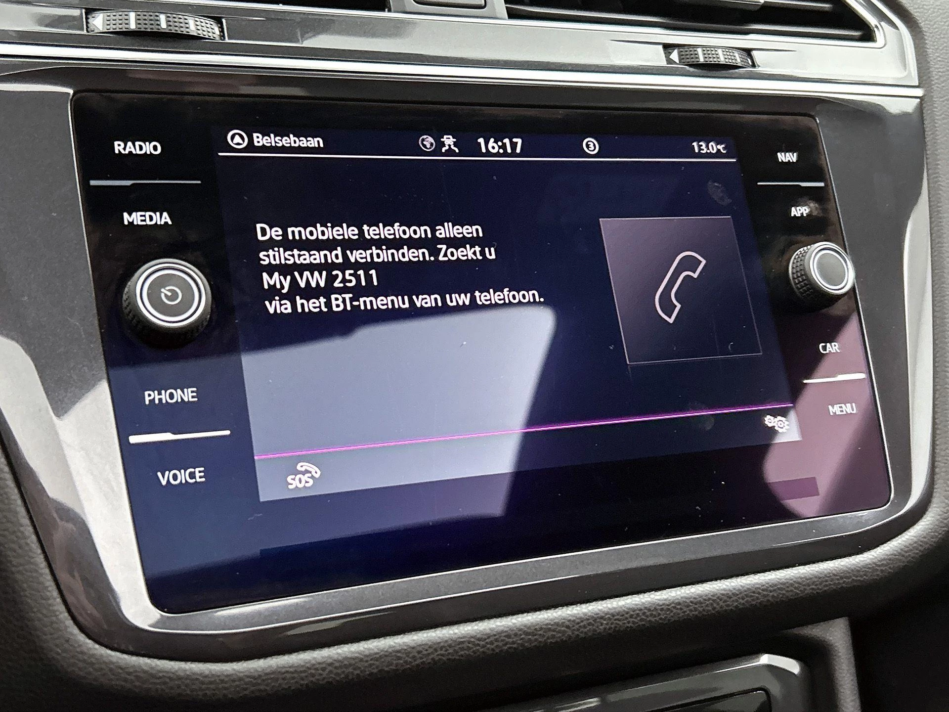 Volkswagen-Tiguan-image-9