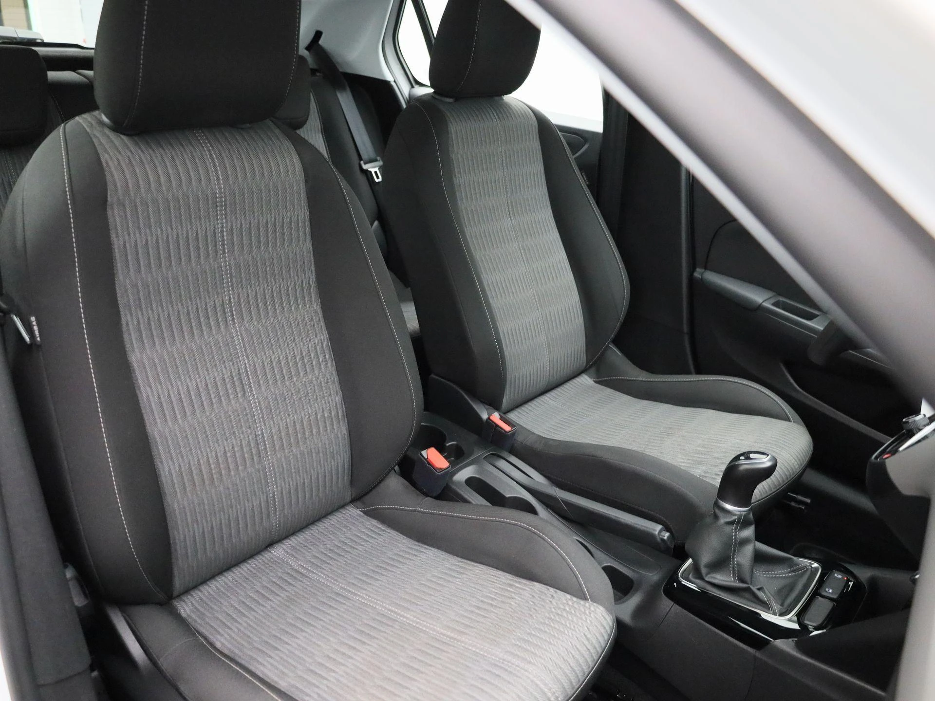Opel-Corsa-image-29