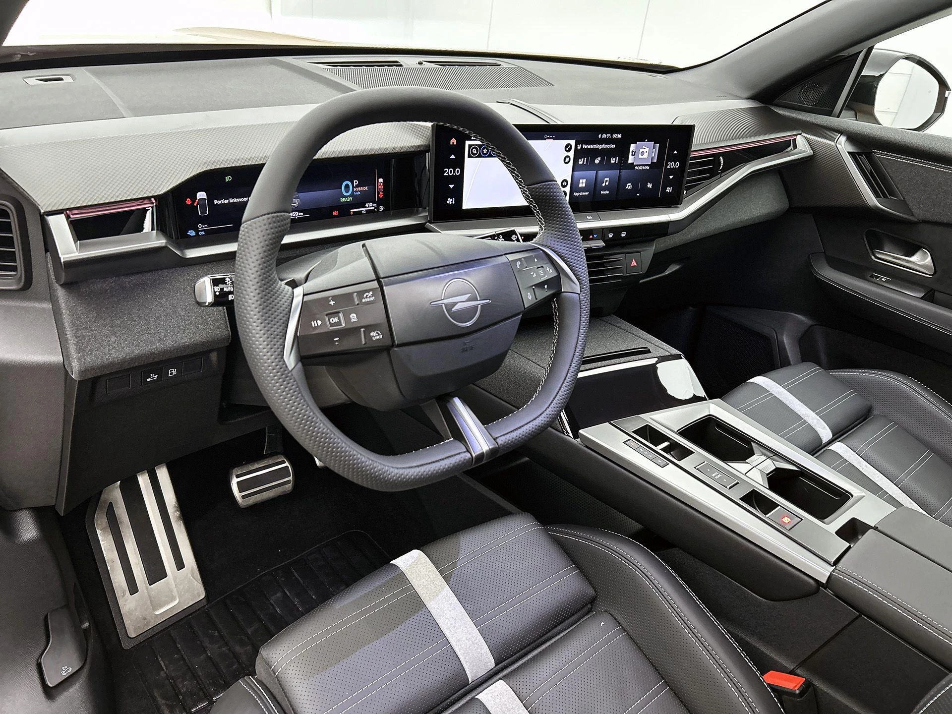 Opel-Grandland-image-24