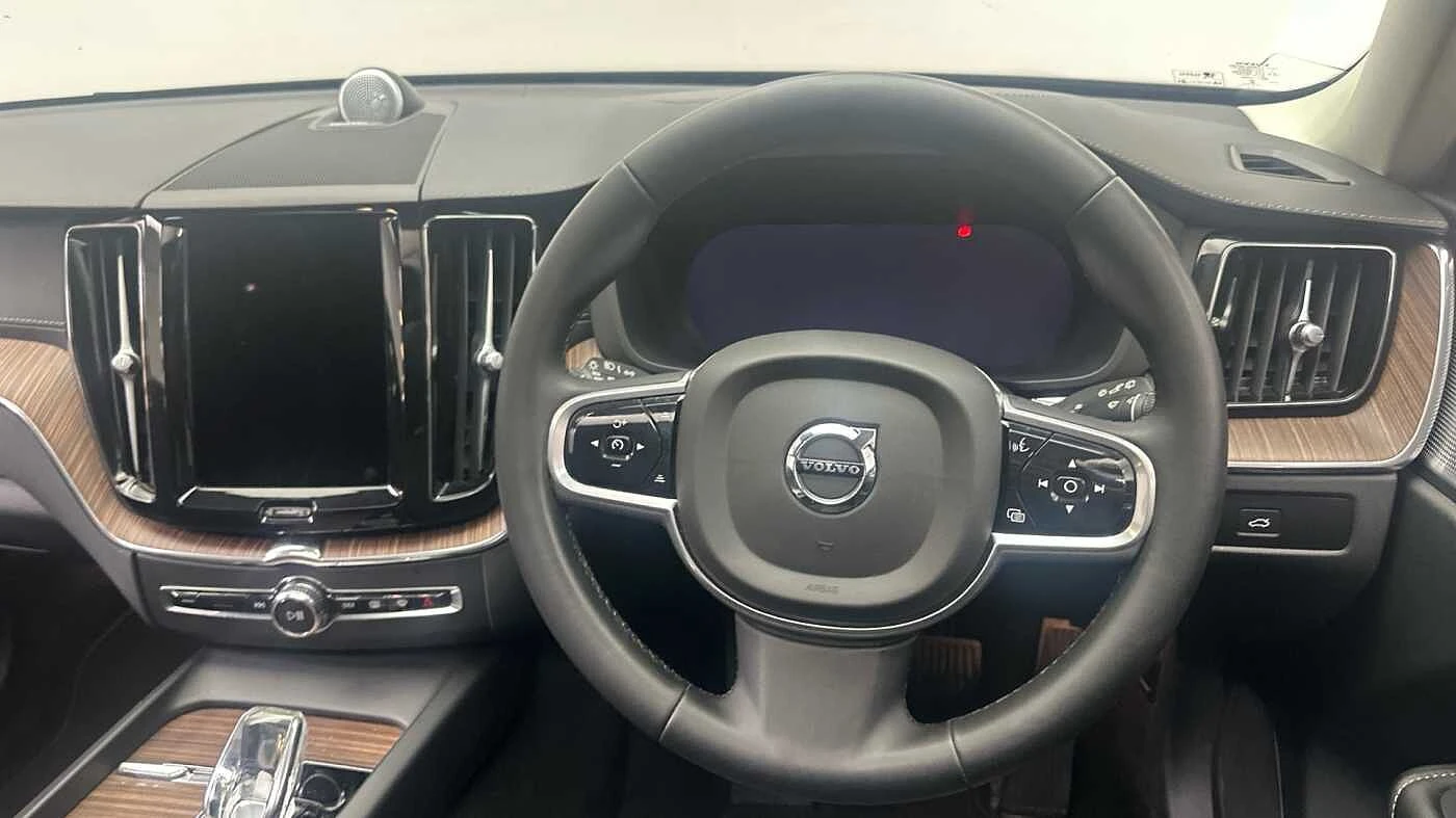 Volvo-XC60-image-10