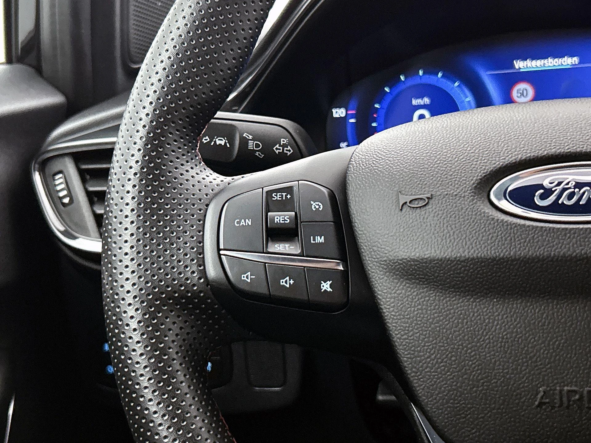 Ford Puma 1.0 EcoBoost Hybrid ST-Line