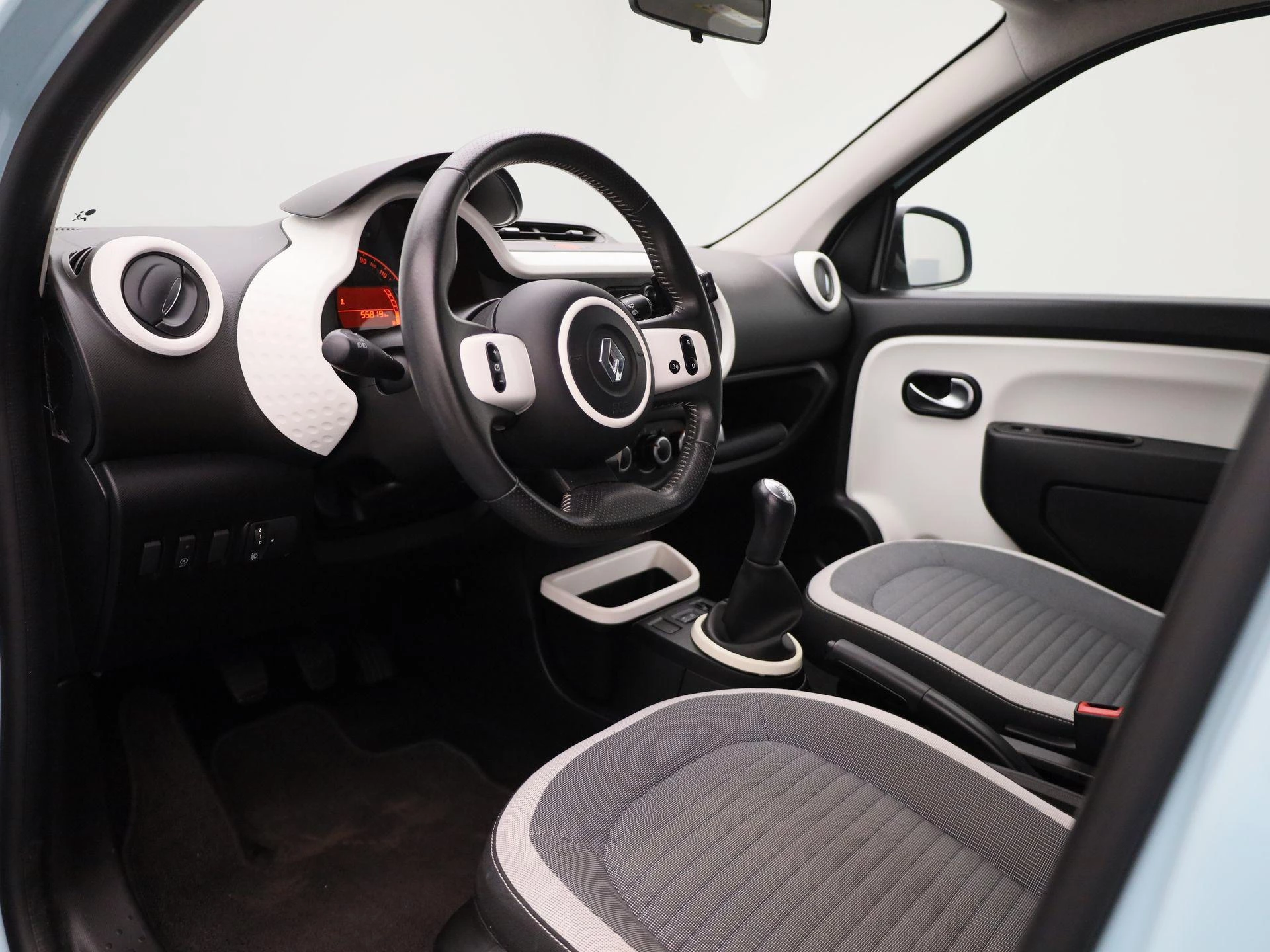 Renault-Twingo-image-25