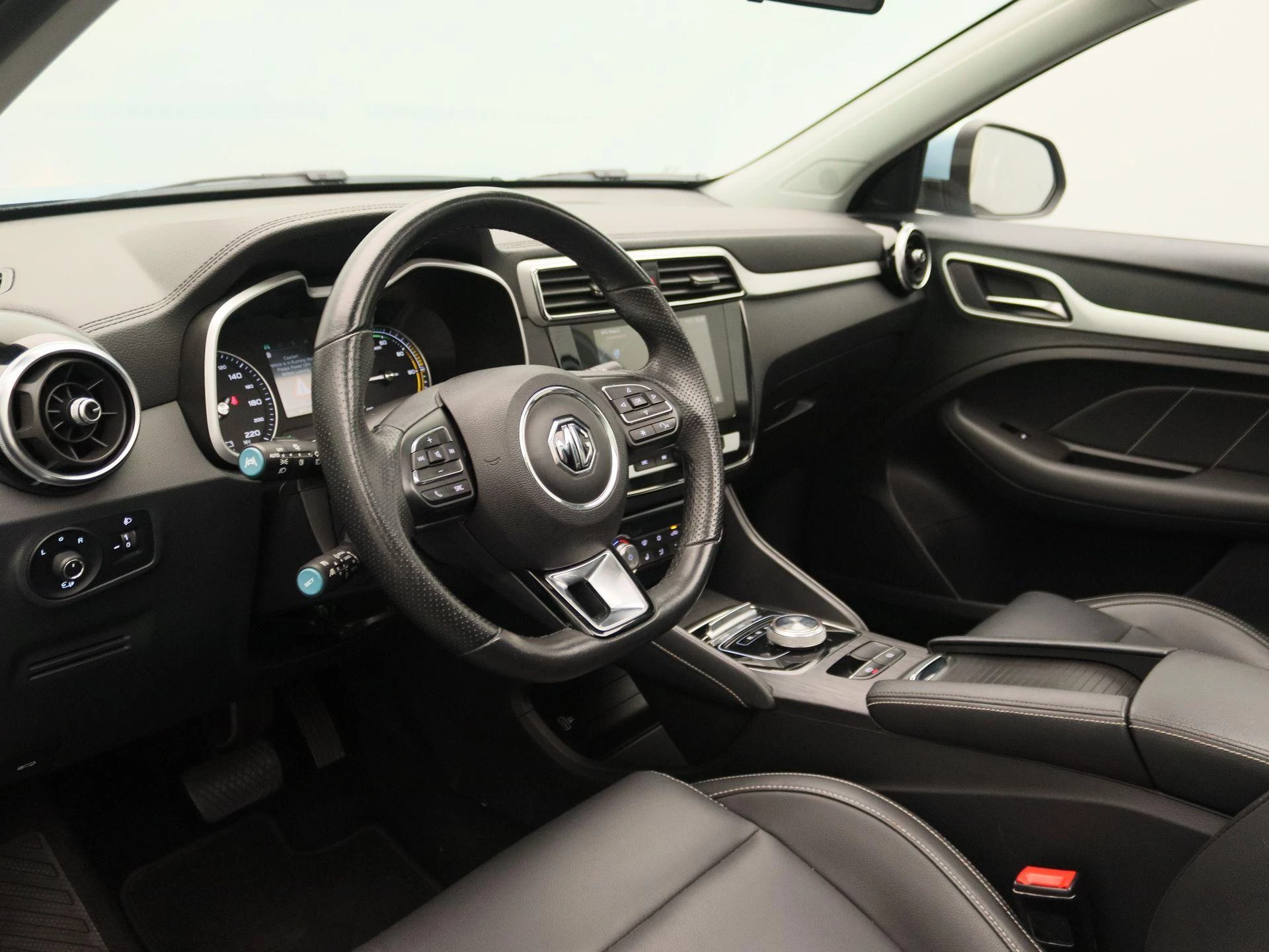 MG-ZS EV-image-24