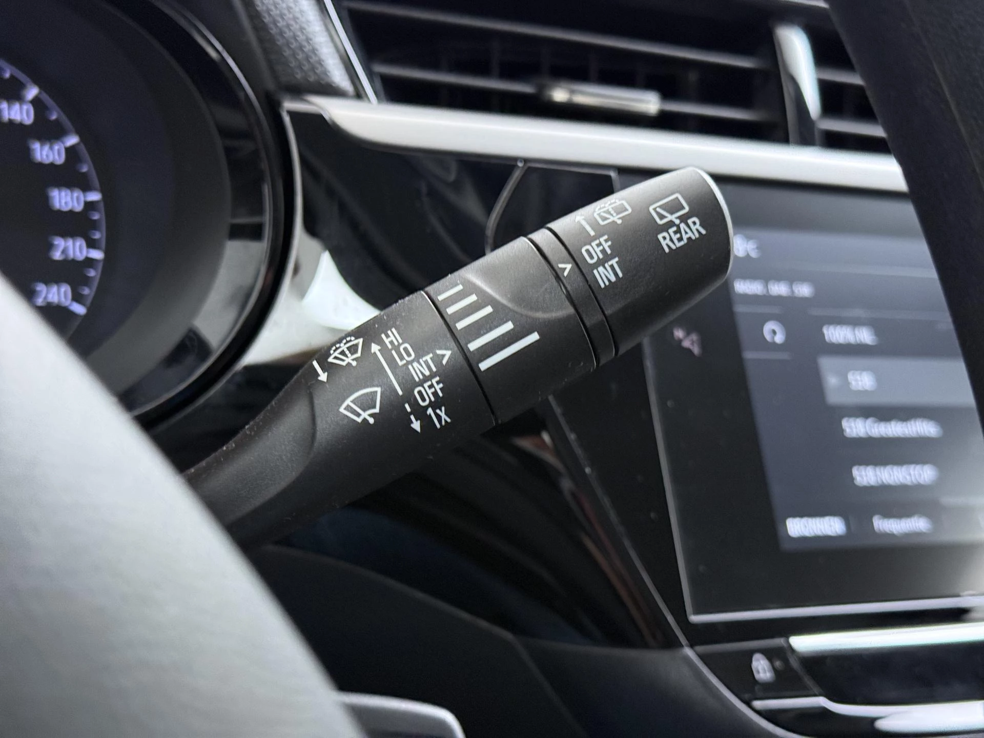 Opel-Corsa-image-19