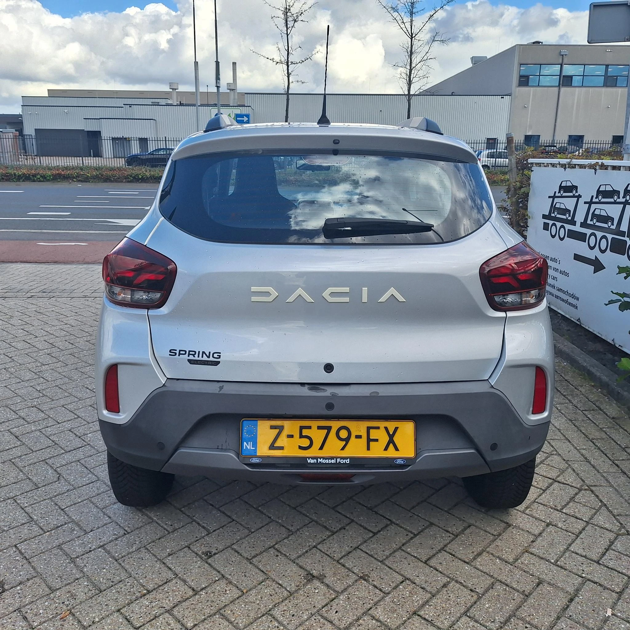 Dacia-Spring-image-6