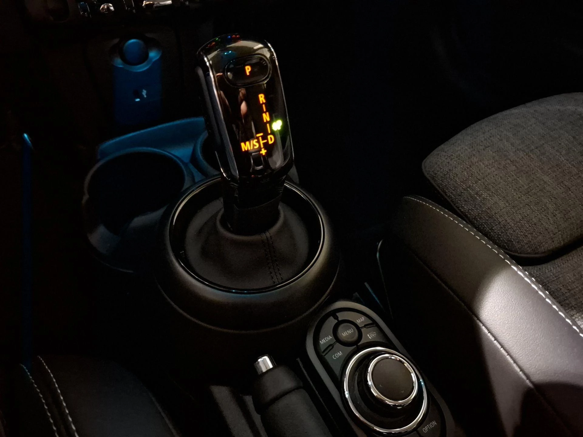 MINI-Cooper S-image-9