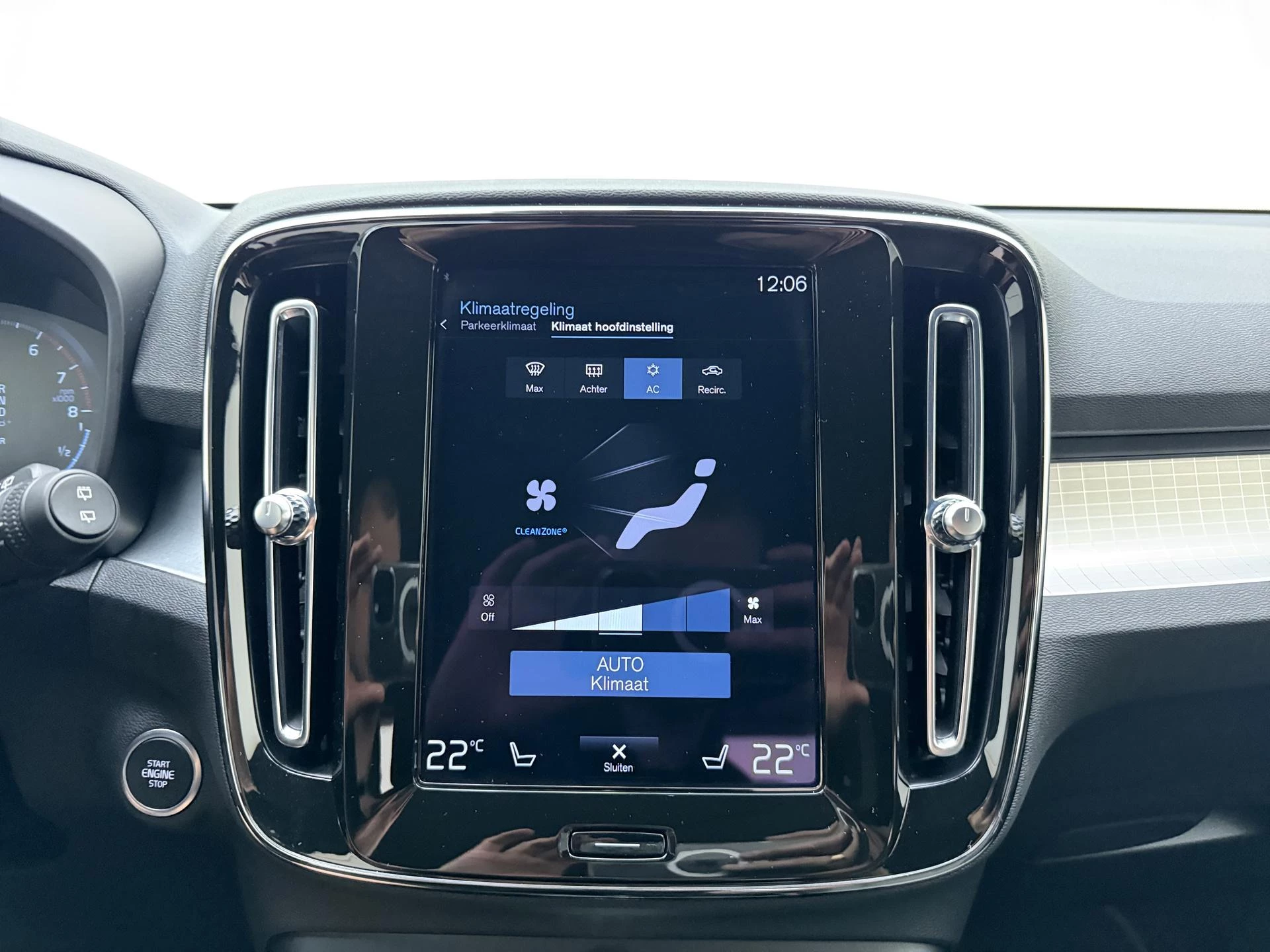 Volvo XC40 1.5 T4 Plug-in hybrid Plus Dark