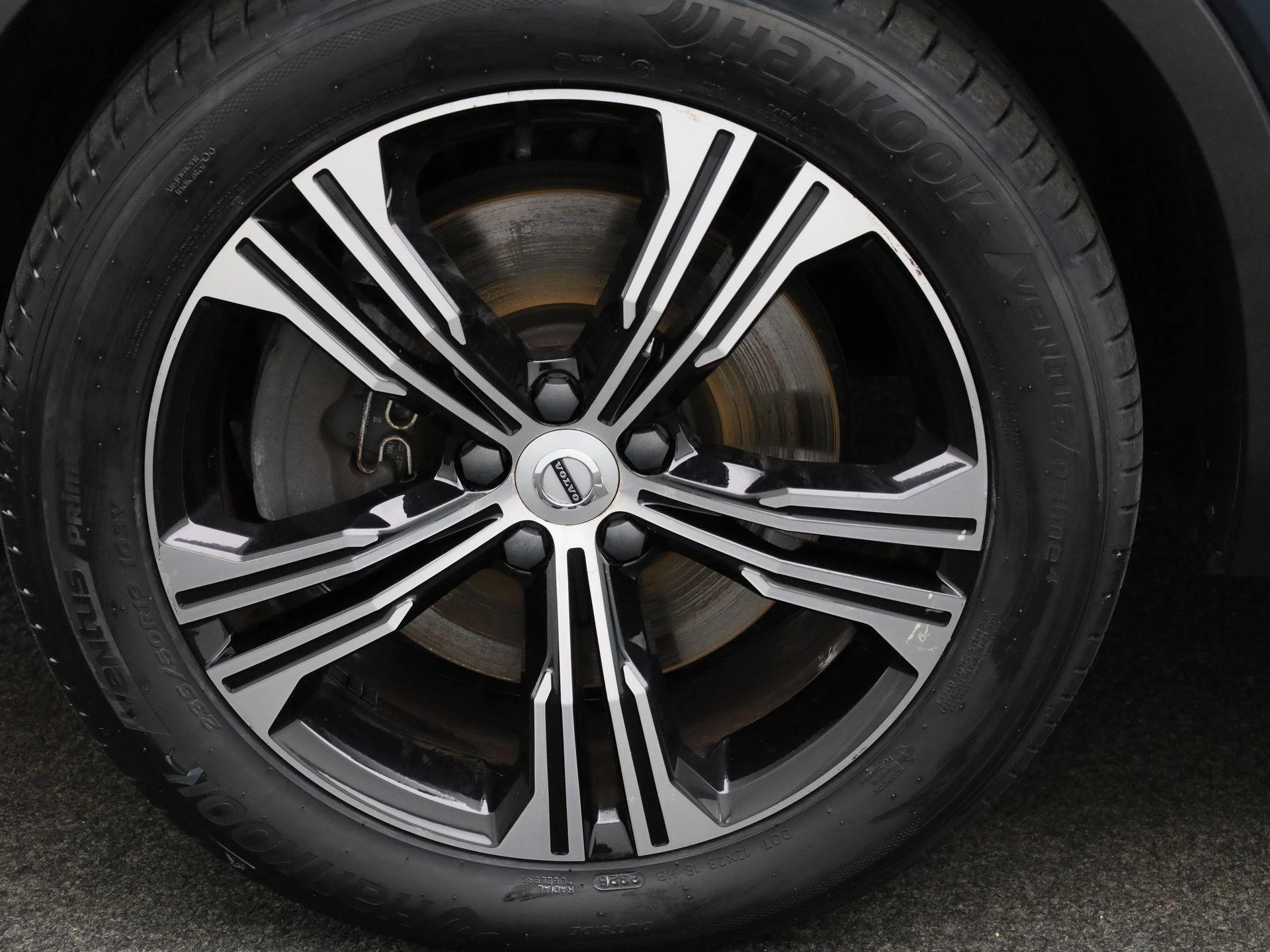 Volvo-XC40-image-15