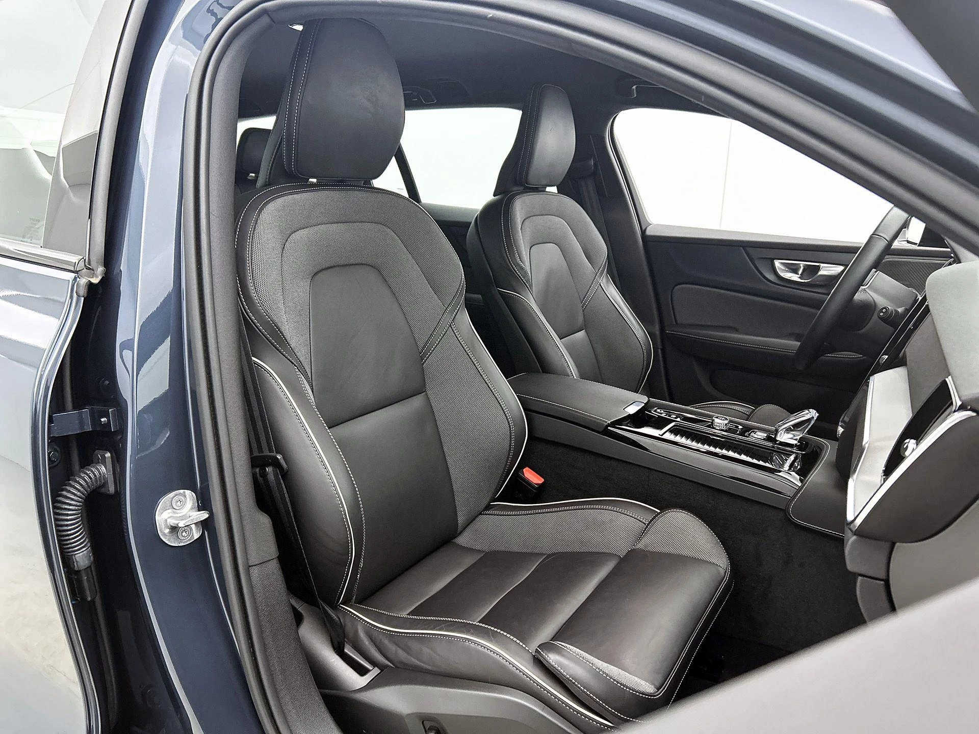 Volvo-V60-image-38
