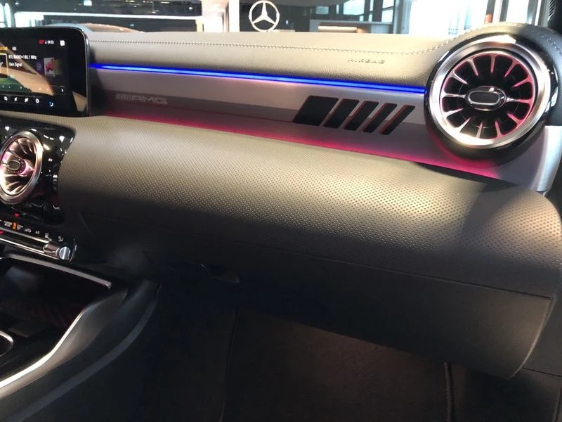 Mercedes-Benz-A-Klasse-image-19