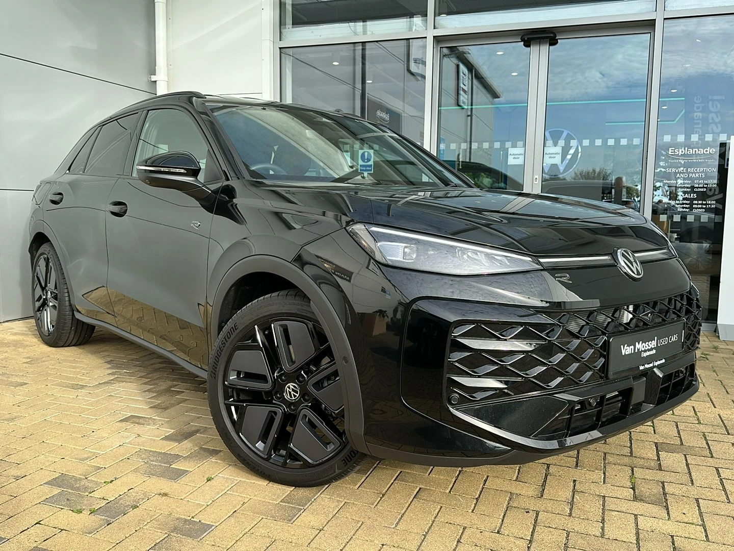 Volkswagen-T-Roc-image-0