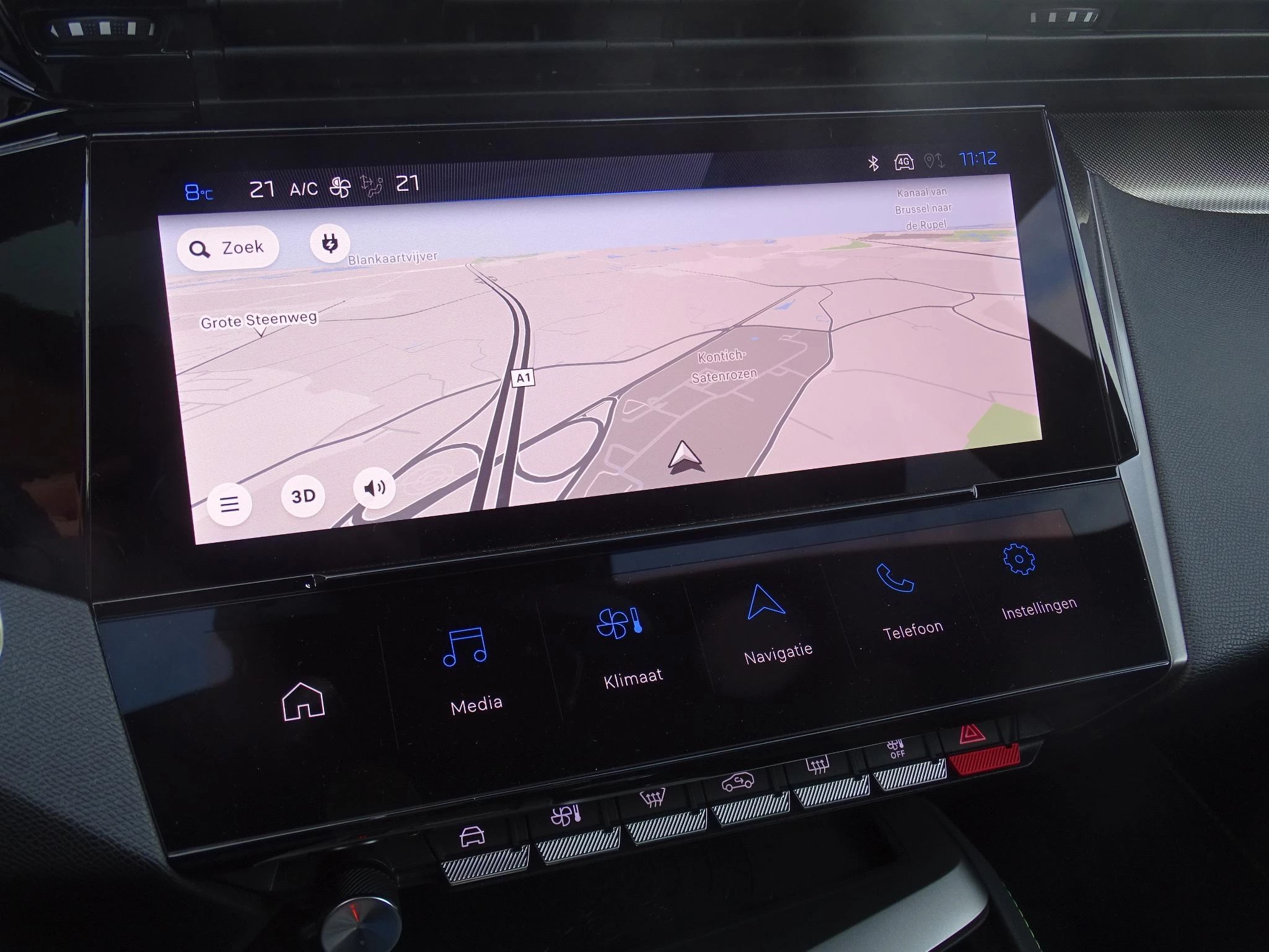 Peugeot-408-image-19