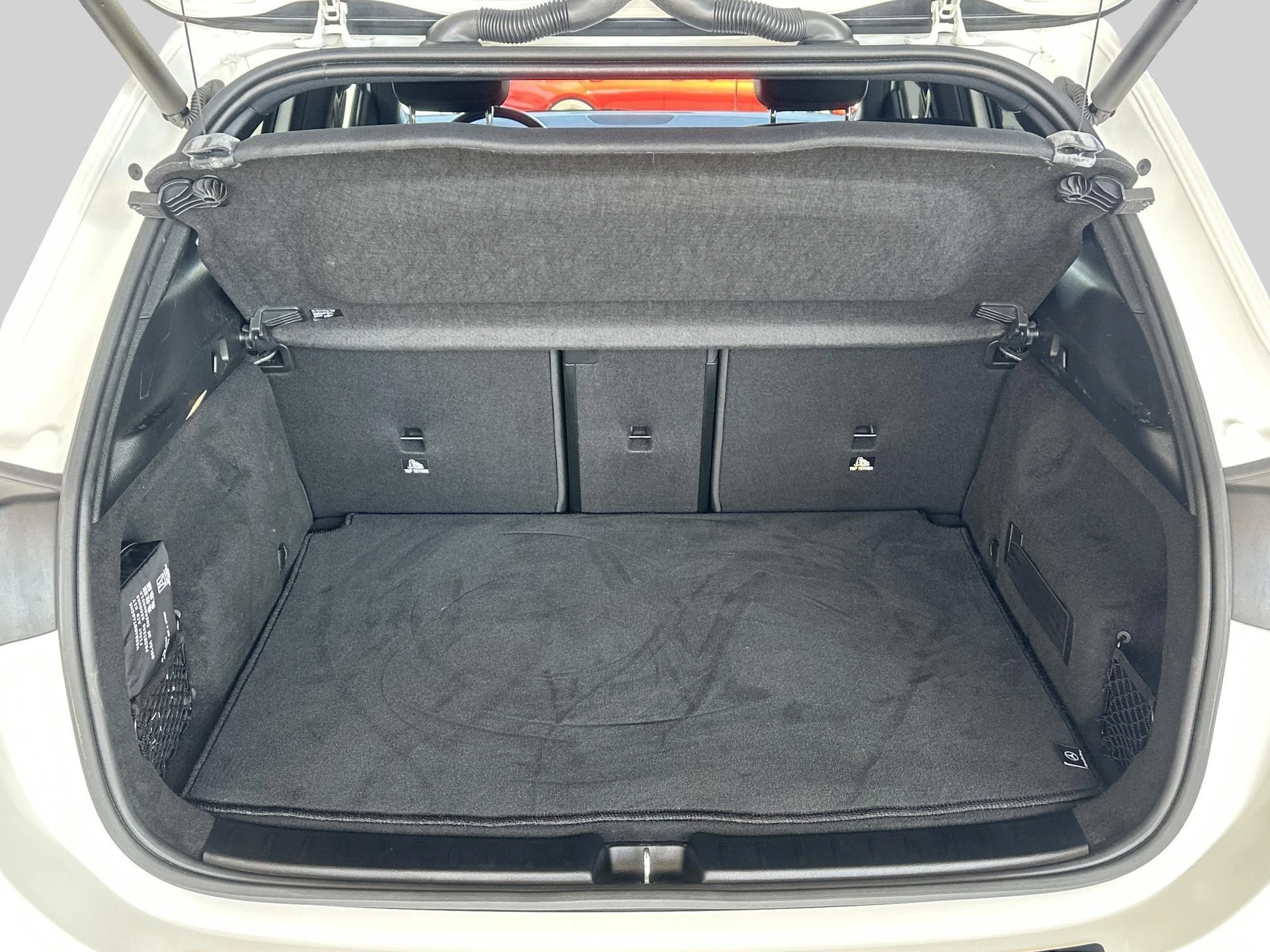 Mercedes-Benz EQA 350 4MATIC AMG Line + TREKHAAK + 360 CAMERA + MEMORY ZETELS +