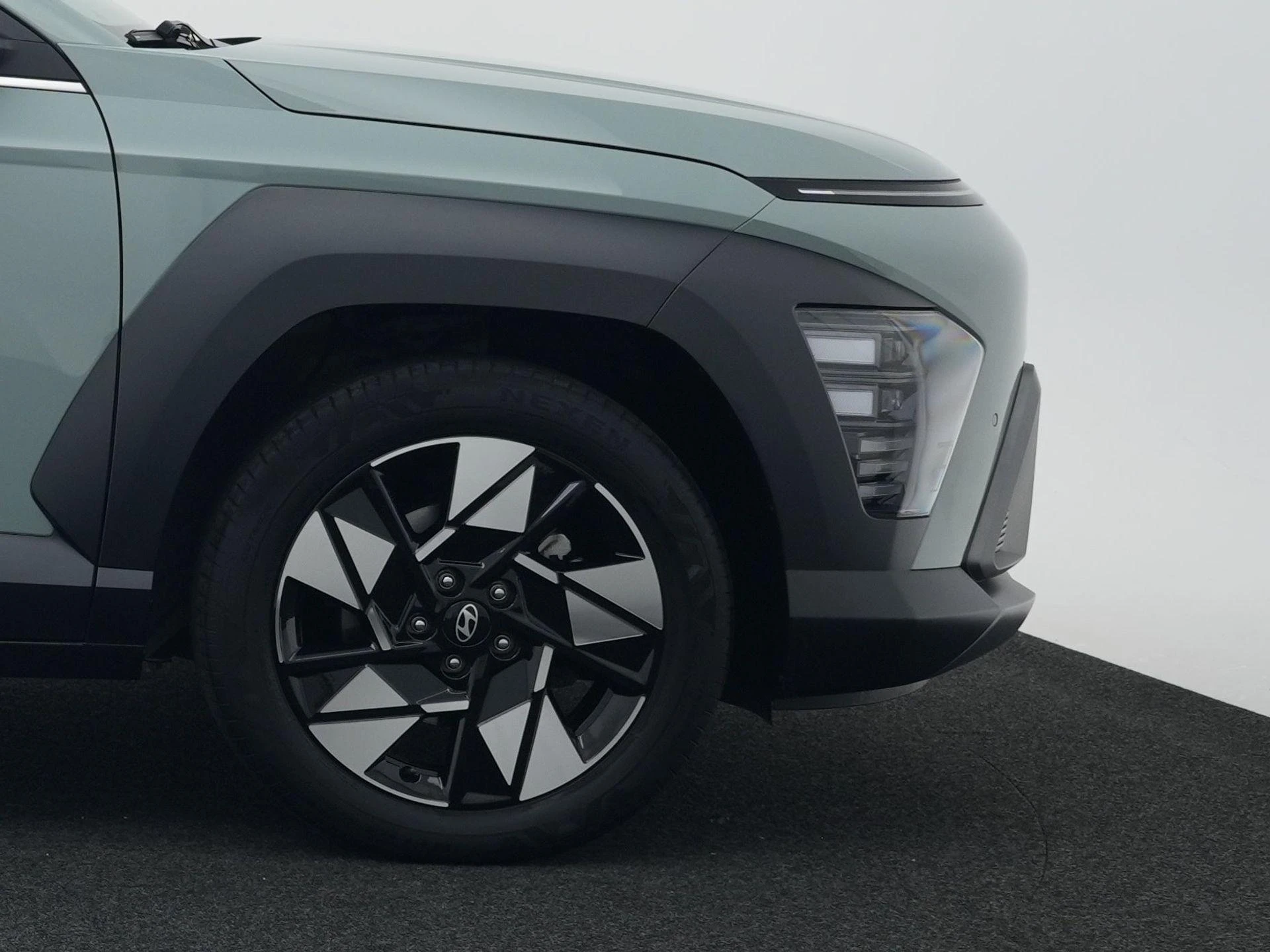 Hyundai-Kona-image-8