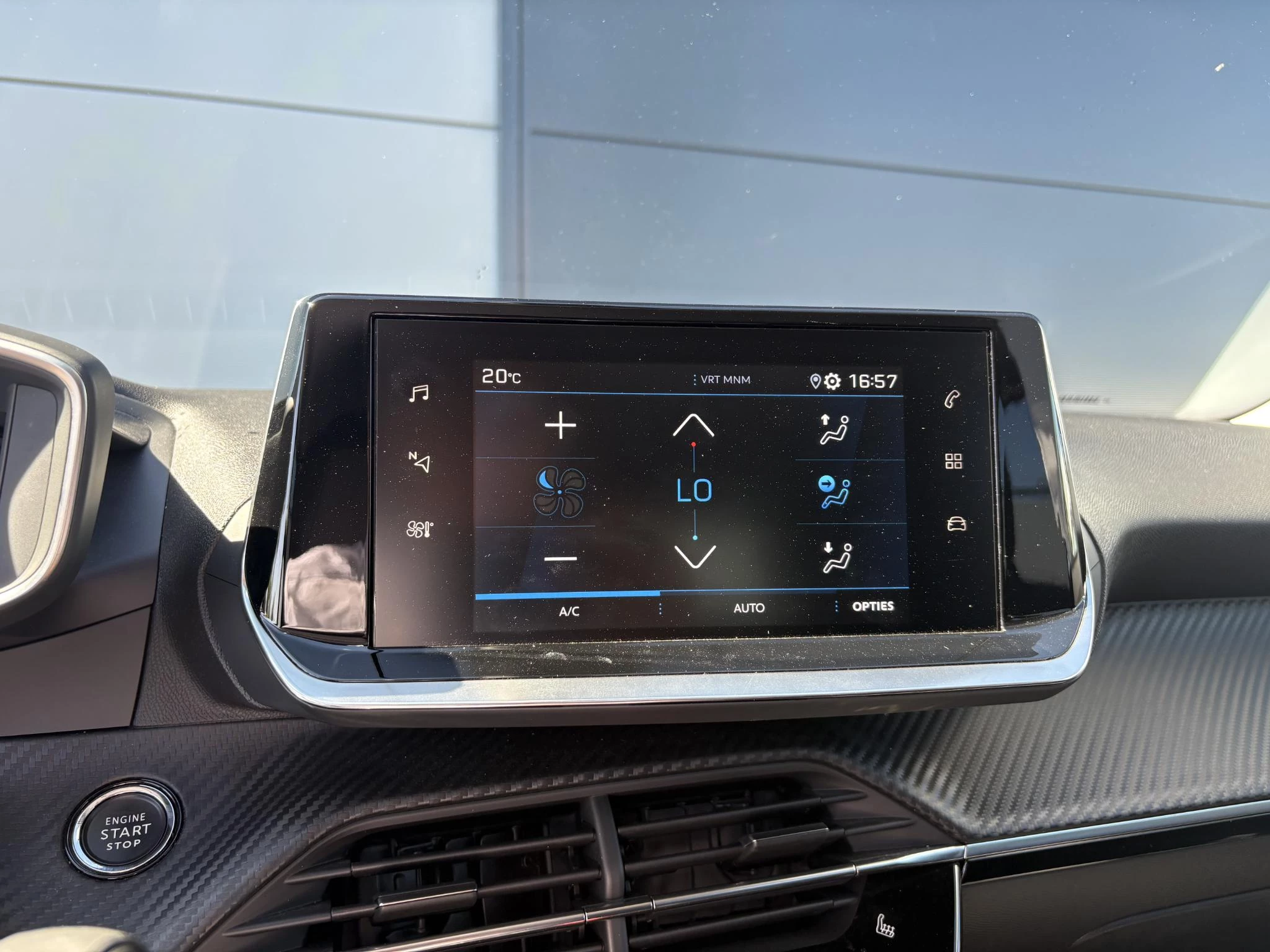 Peugeot-2008-image-14
