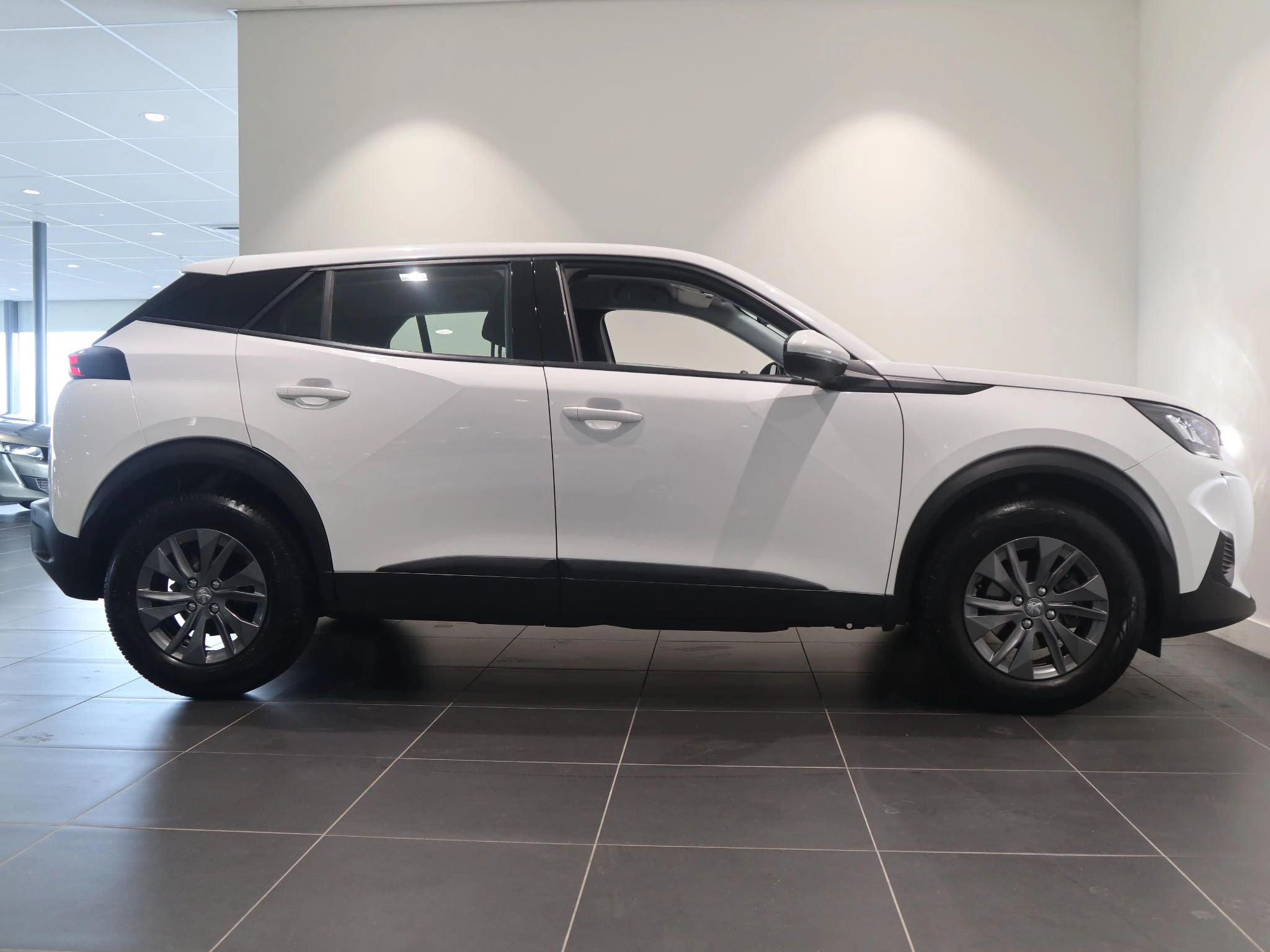 Peugeot-2008-image-6