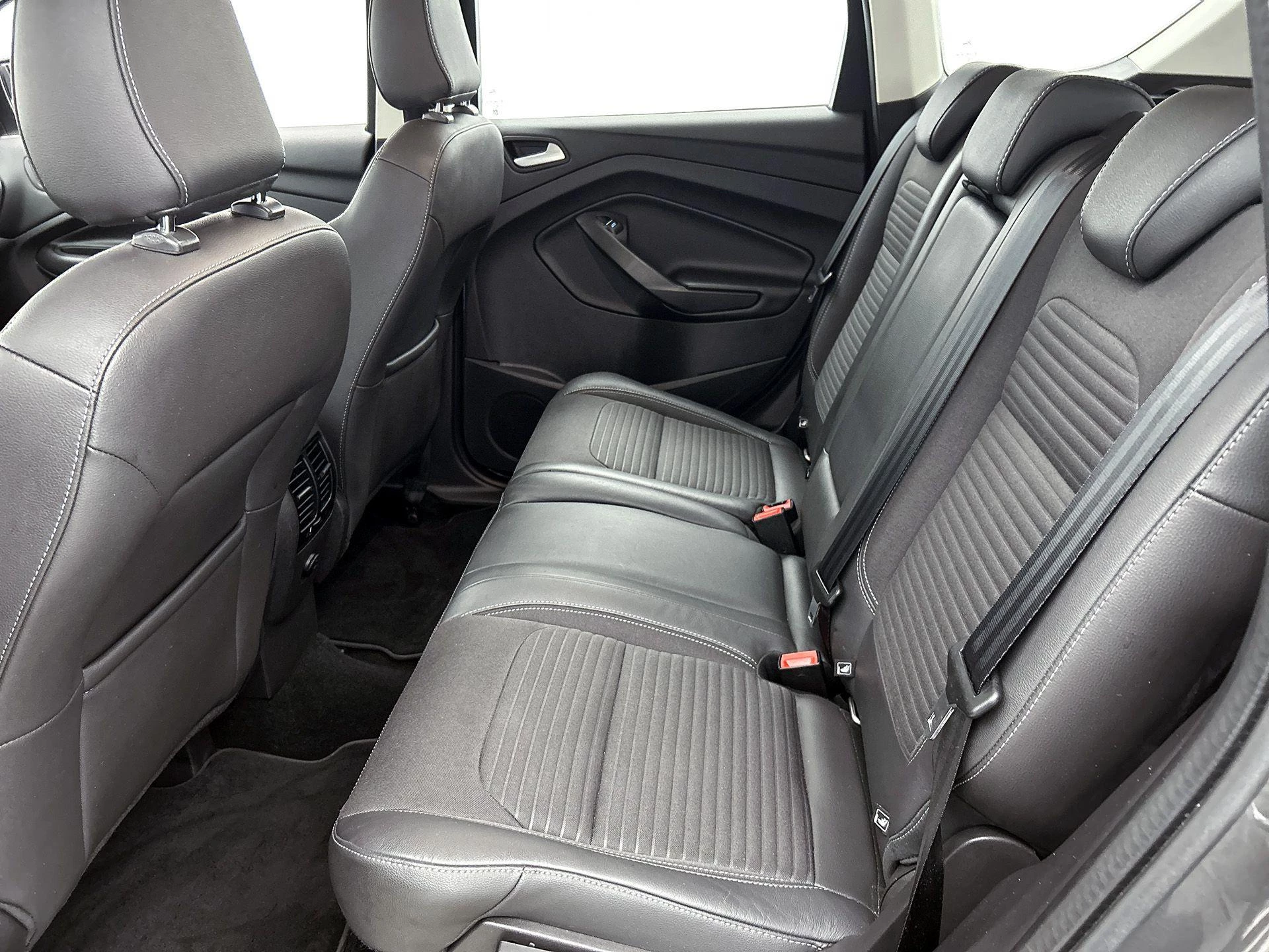 Ford-Kuga-image-29