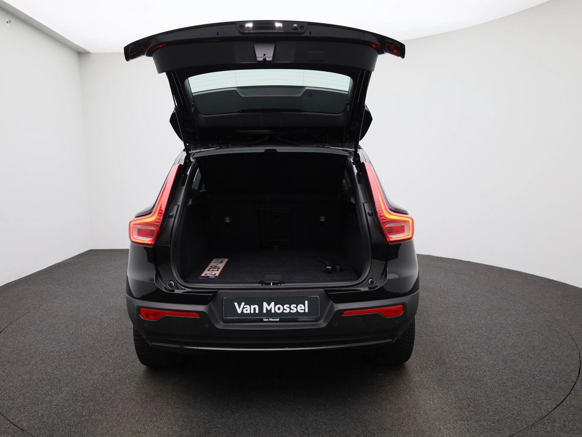 Volvo-XC40-image-10
