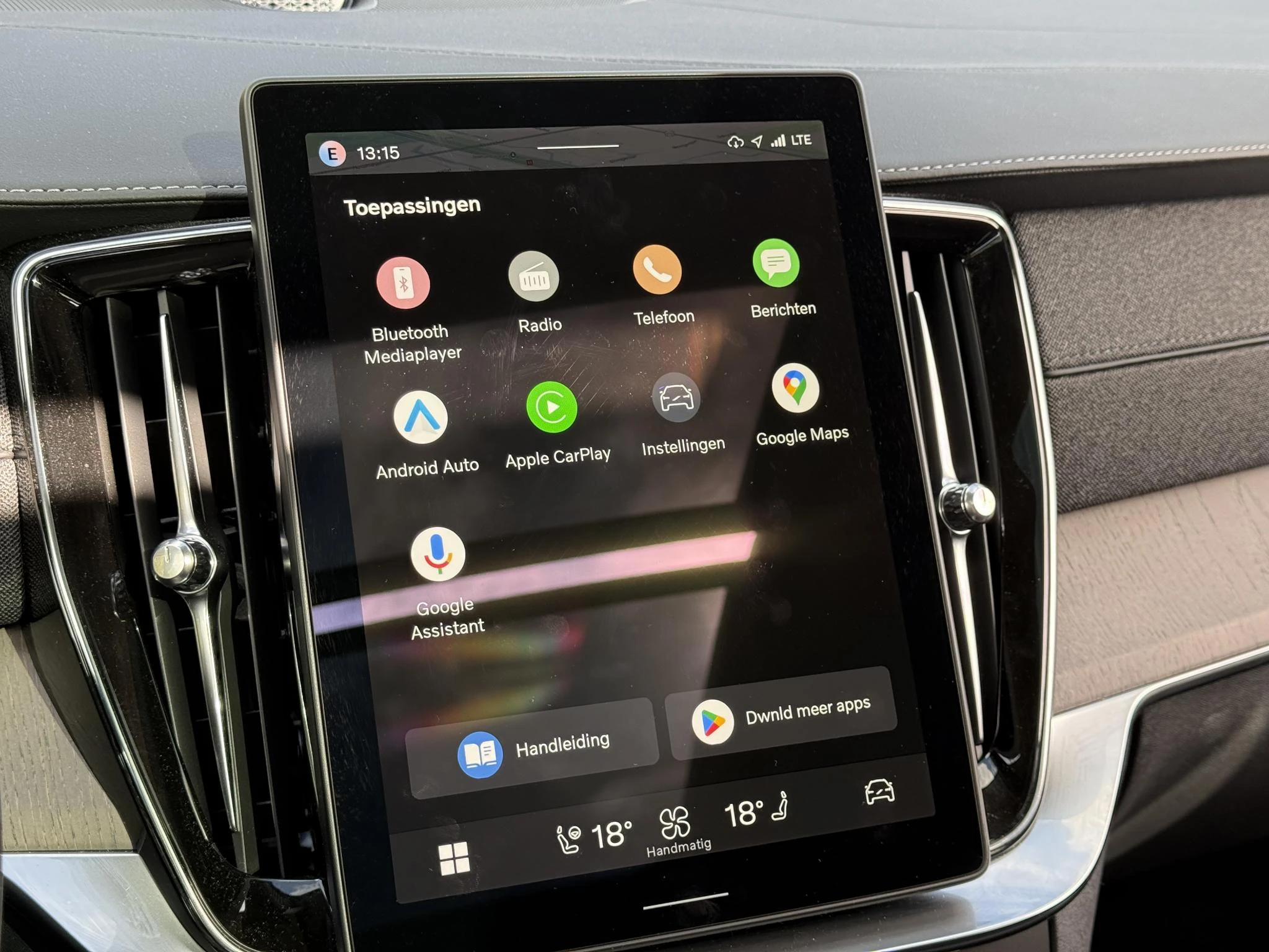 Volvo-XC90-image-24
