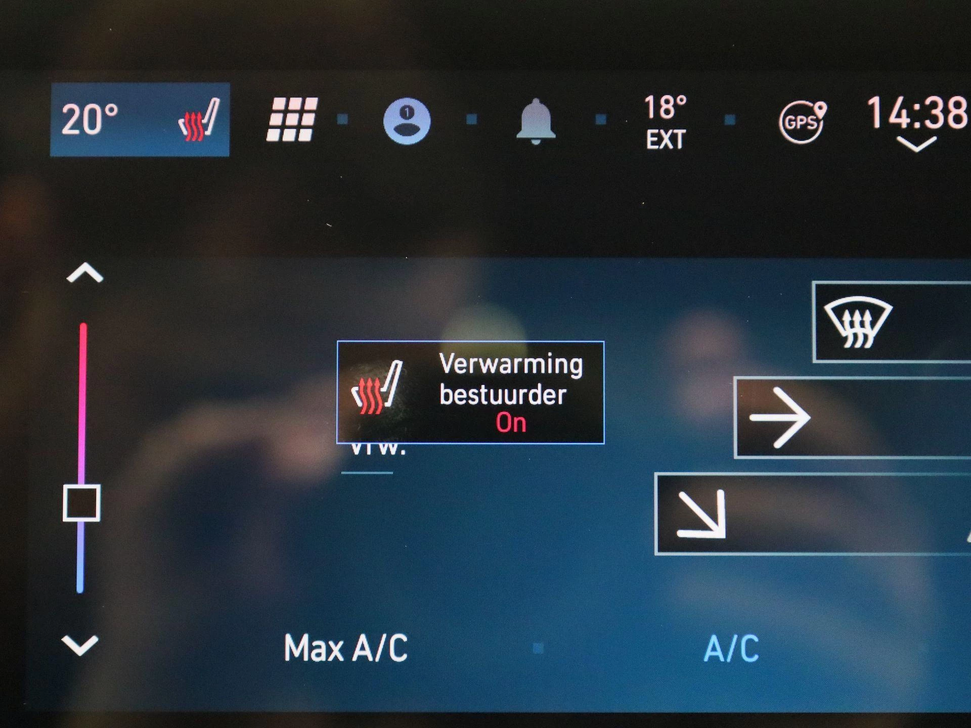 Abarth-500C-image-22