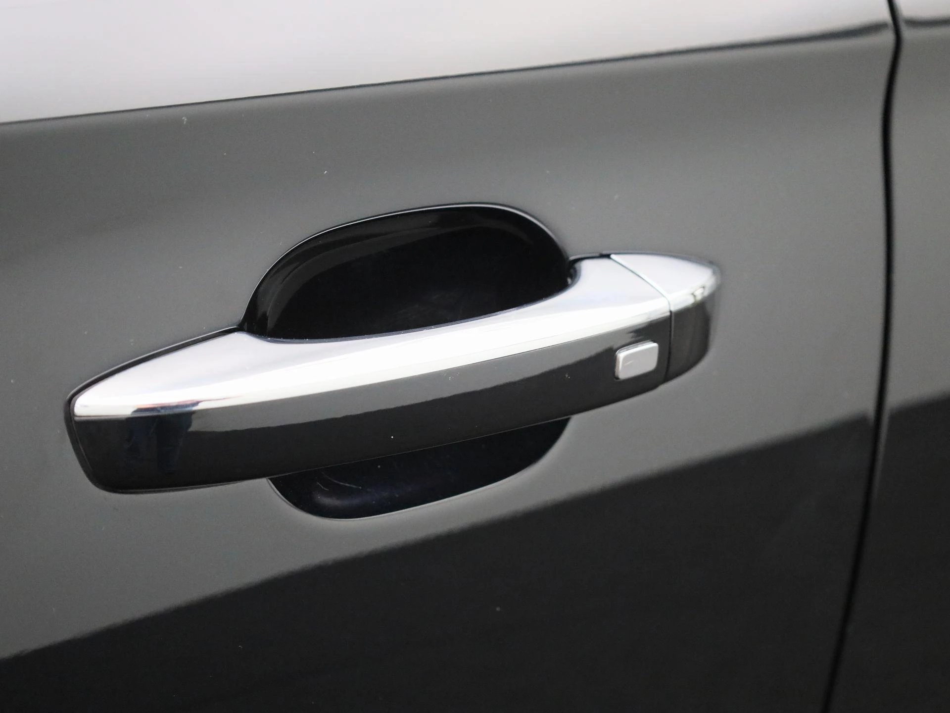MG ZS EV Long Range Luxury 70 kWh
