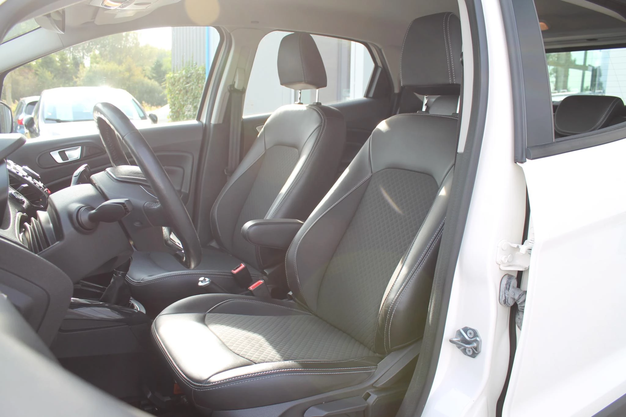 Ford-EcoSport-image-10