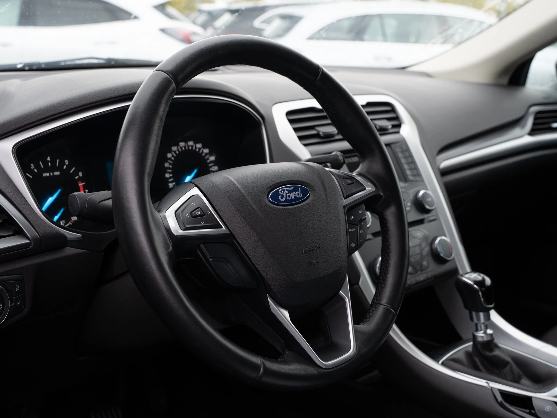 Ford-Mondeo-image-17