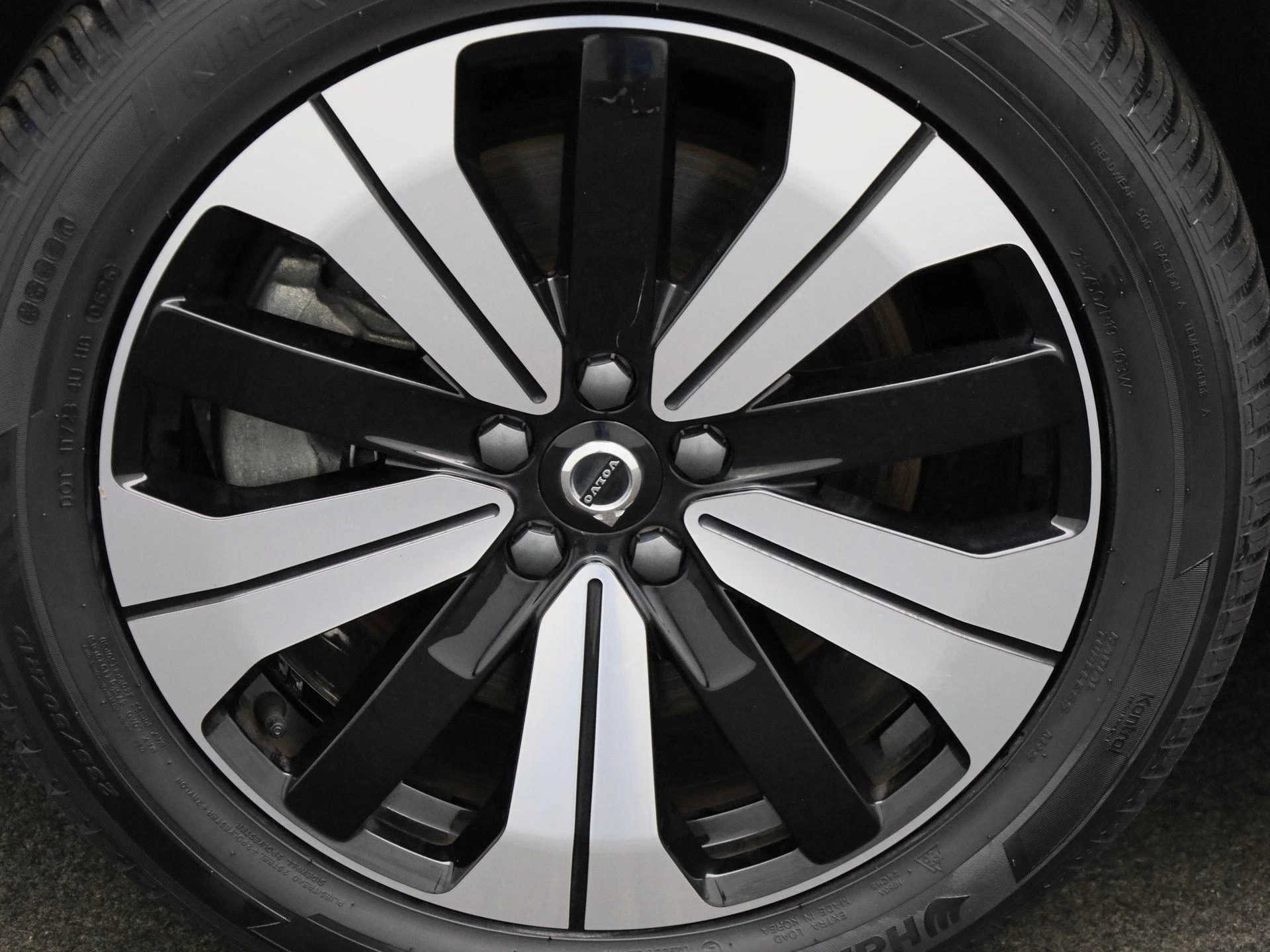 Volvo-XC40-image-13