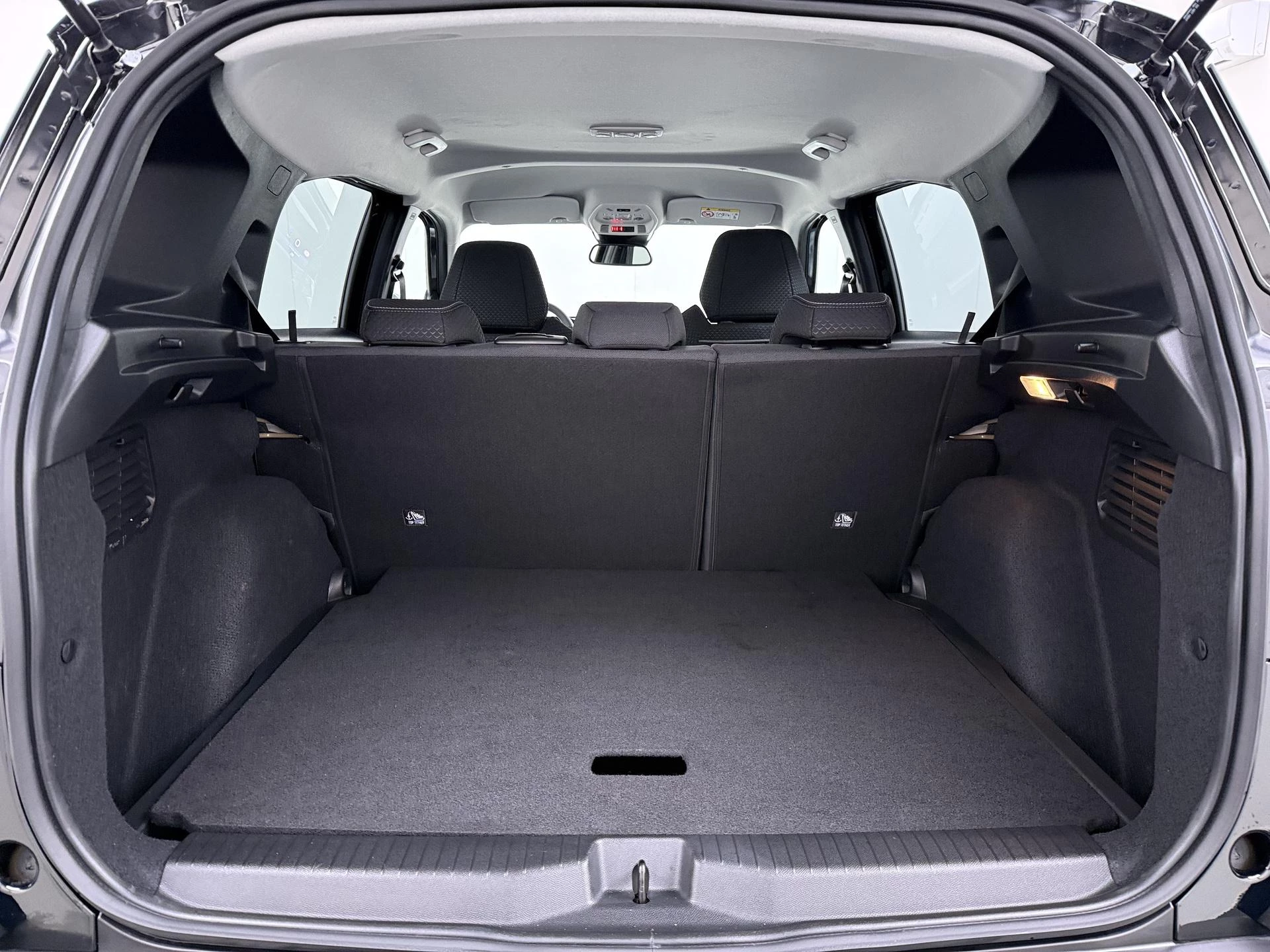 Opel-Frontera-image-4