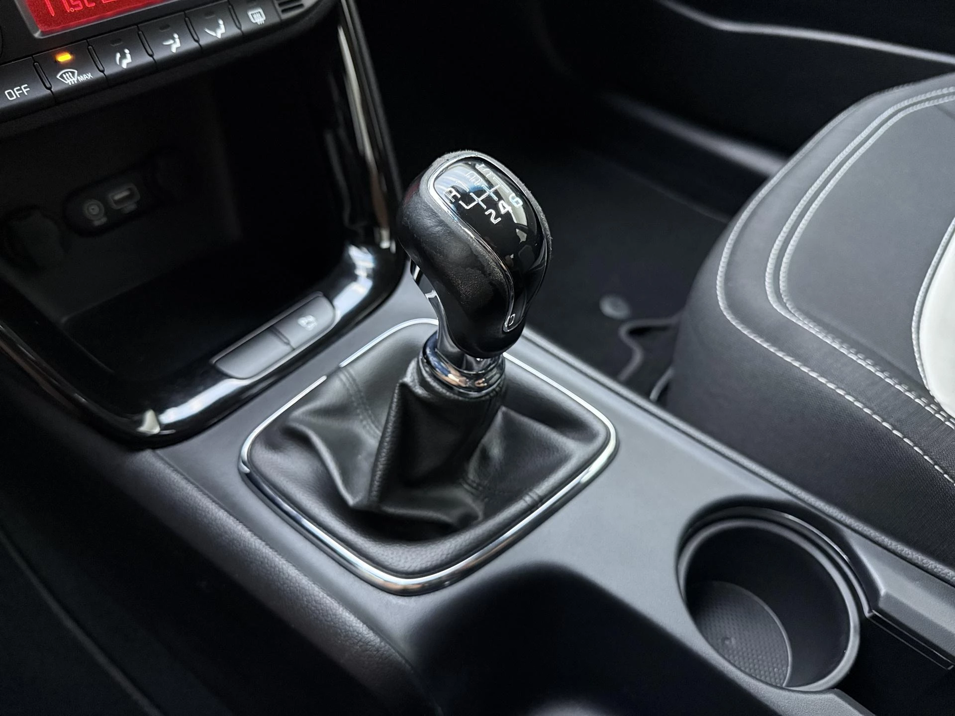 Kia-cee'd-image-24