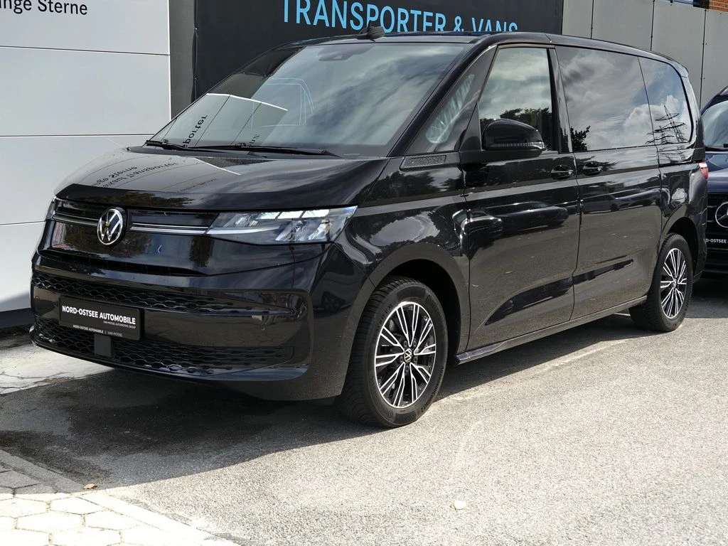 Volkswagen-Multivan-image-5