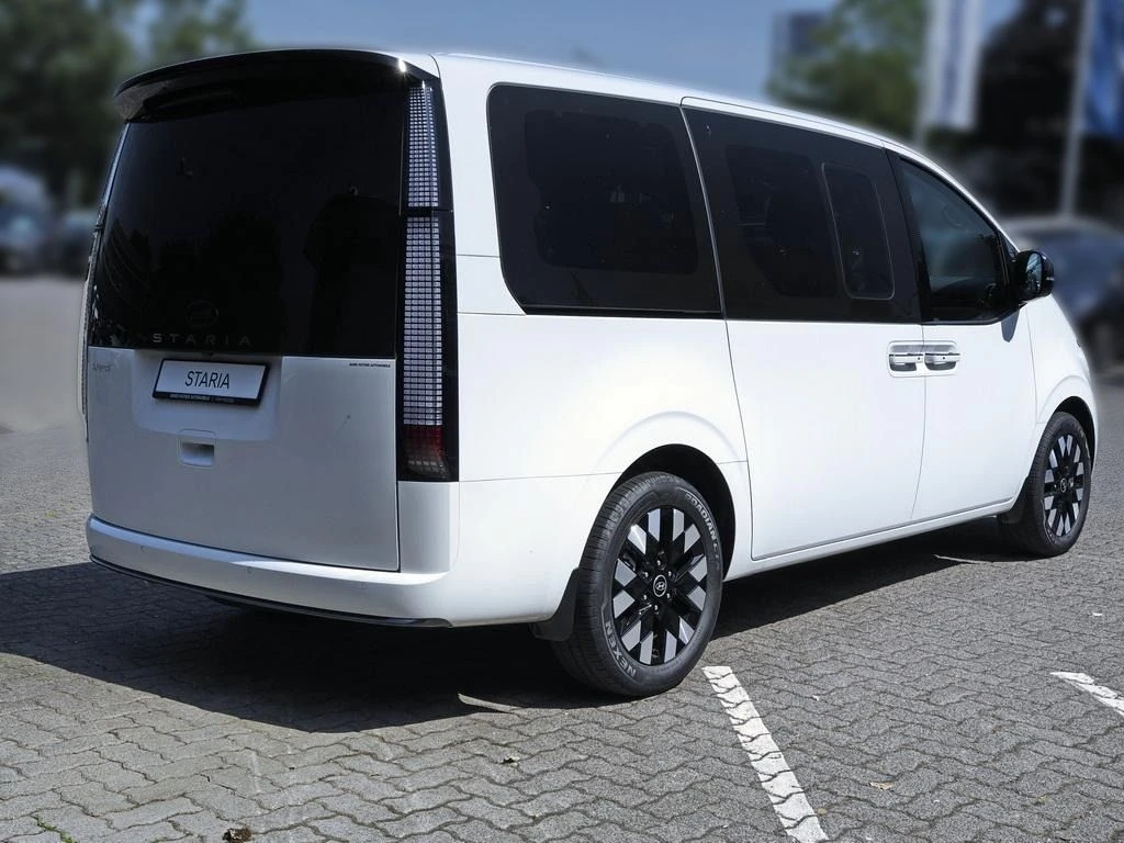 Hyundai-Staria-image-4