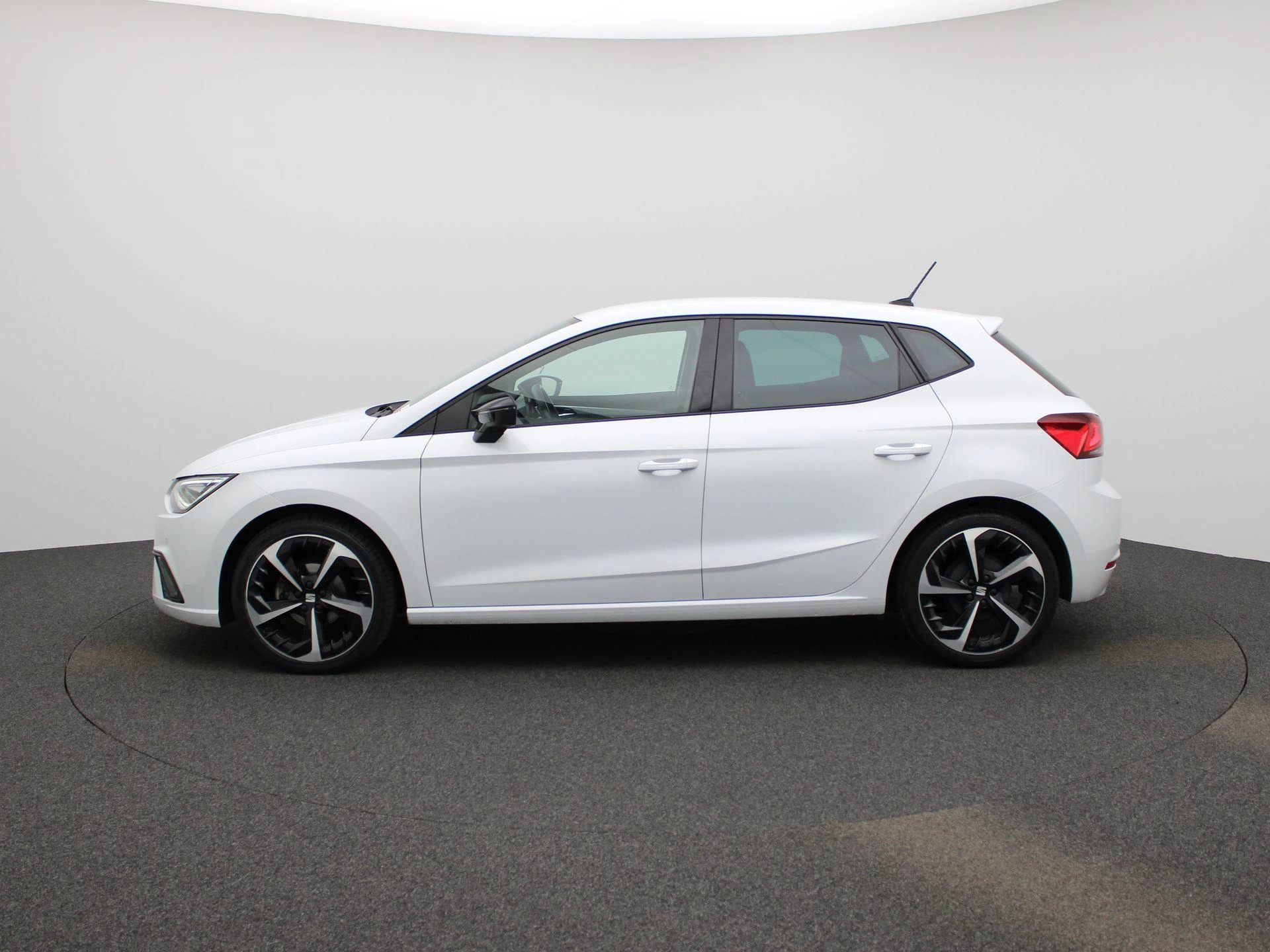 SEAT-Ibiza-image-3