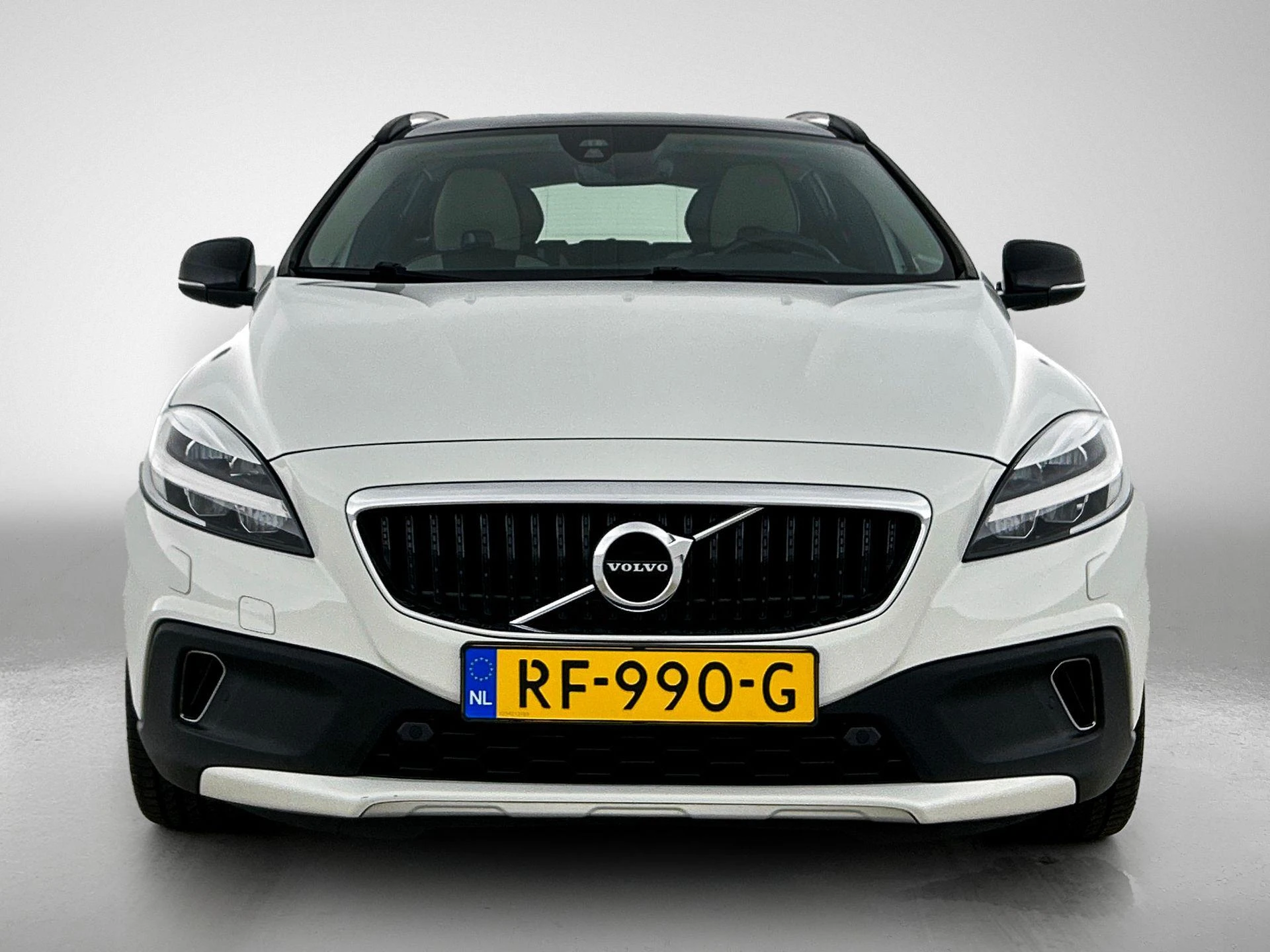 Volvo-V40-image-4