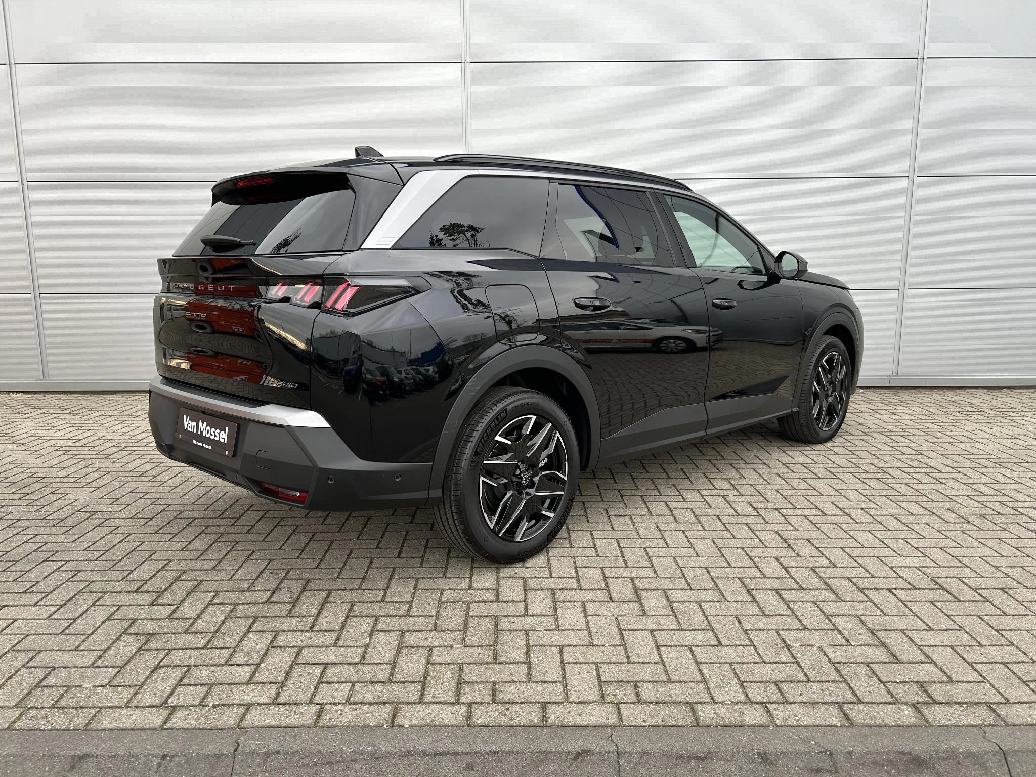 Peugeot 5008 1.2 Hybrid 136 Allure