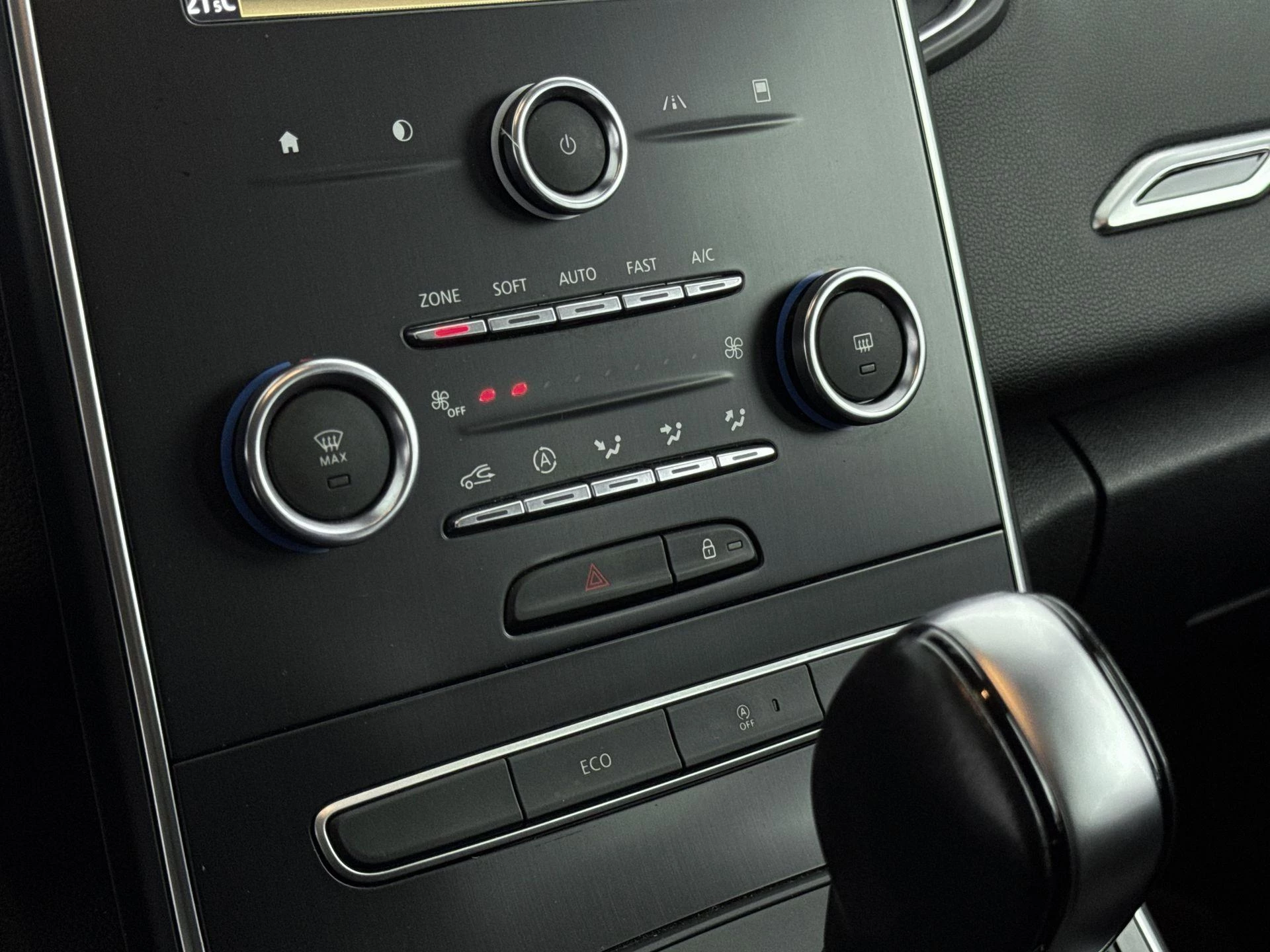 Renault-Grand Scénic-image-14