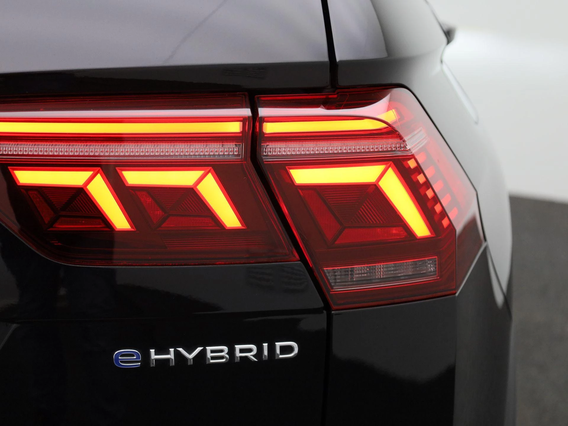 Volkswagen-Tiguan-image-44