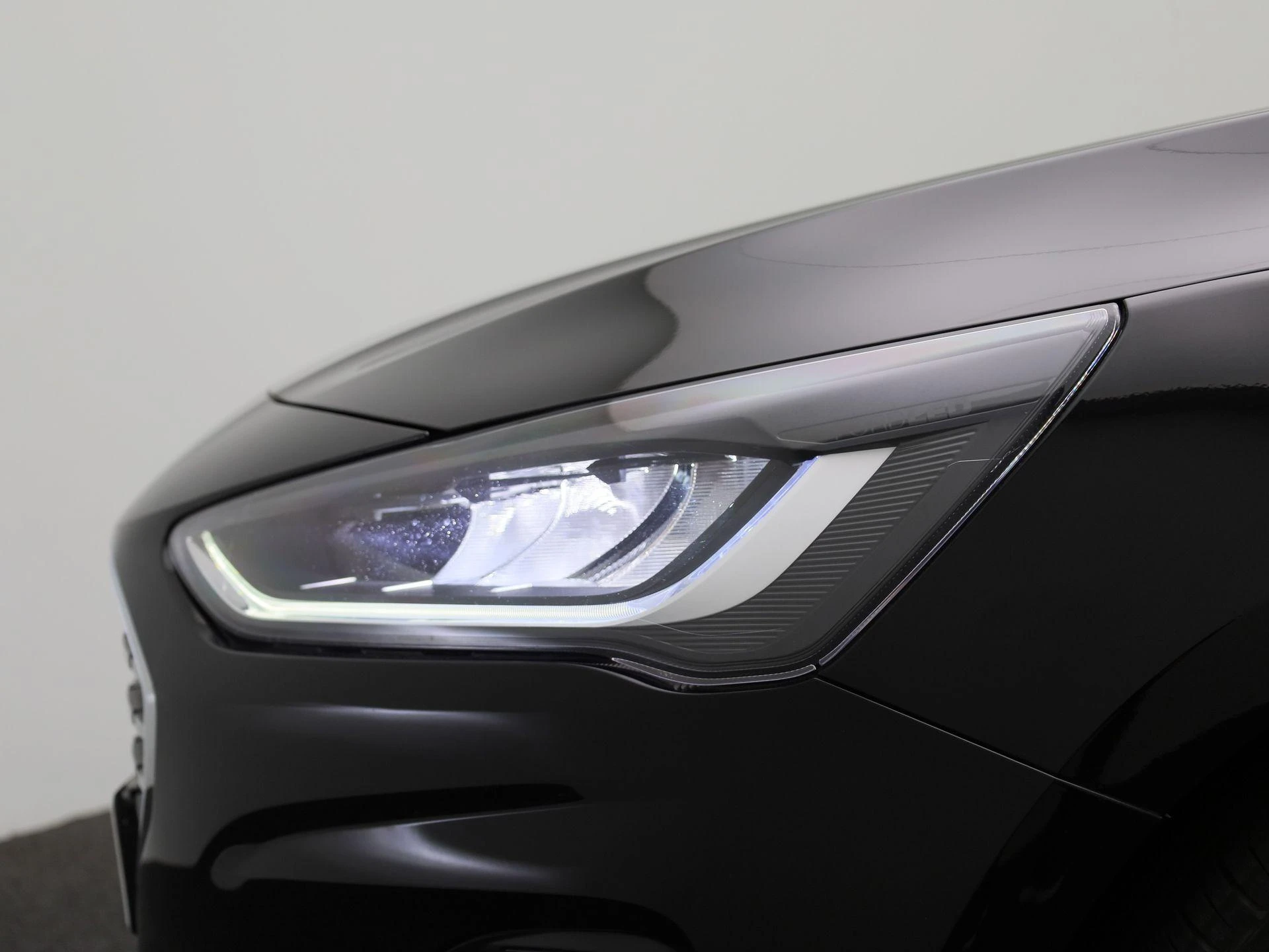 Ford Focus Clipper 1.0i EcoBoost MHEV 92kW Connected