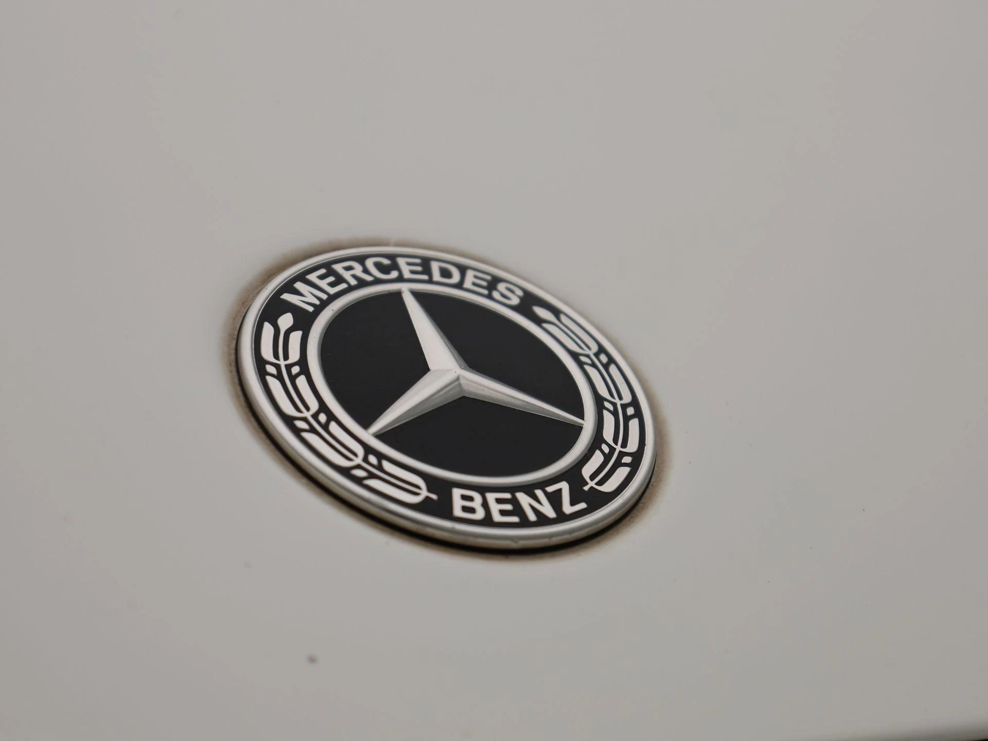 Mercedes-Benz-GLB-image-48