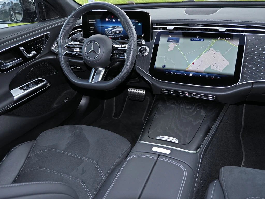 Mercedes-Benz-E-Klasse 200-image-10