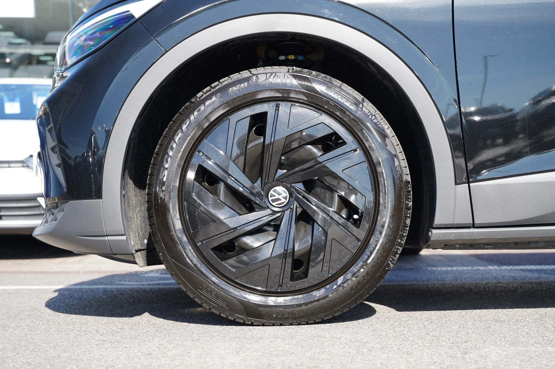 Volkswagen-ID.4-image-4