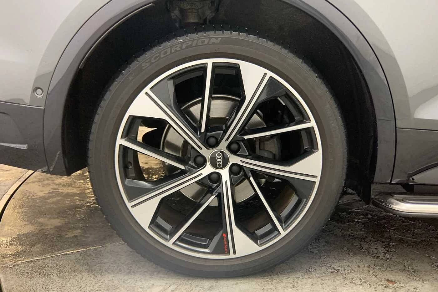 Audi-Q5-image-4