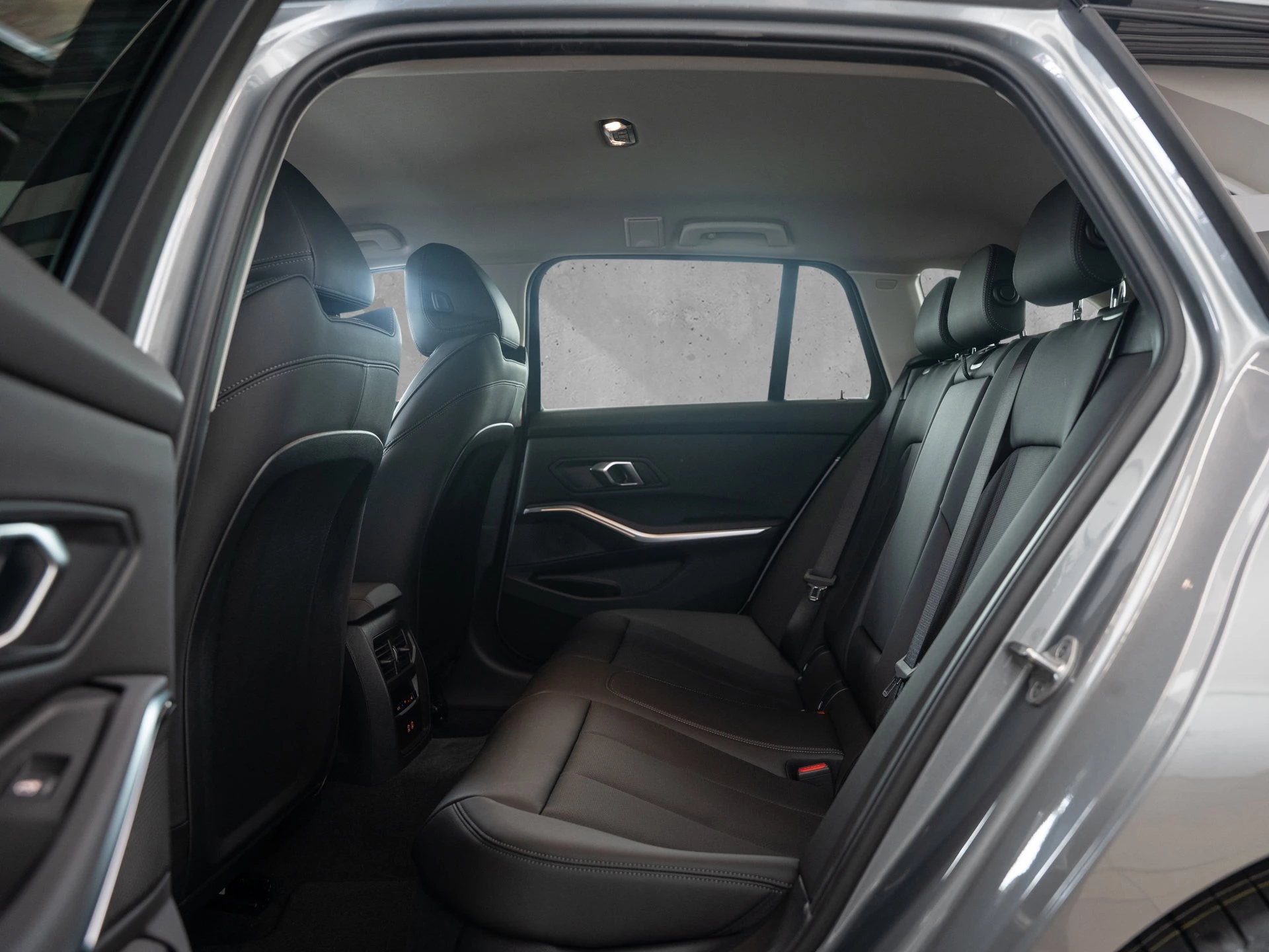 BMW-3er Reihe-image-8