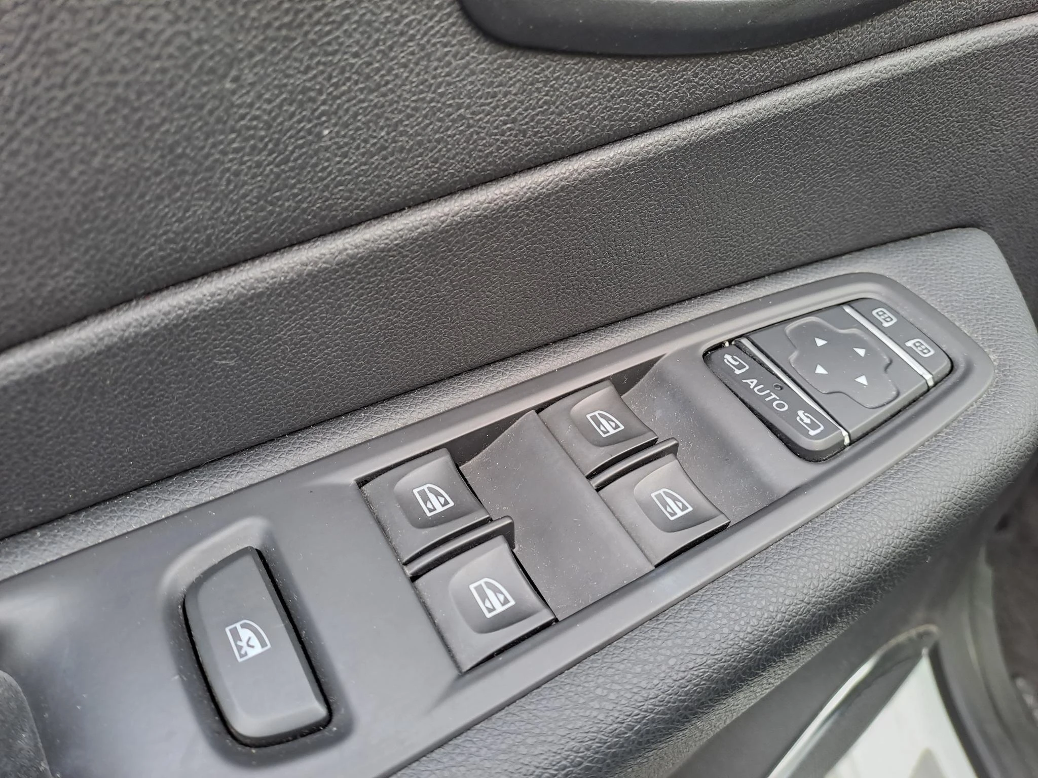 Renault-Captur-image-8