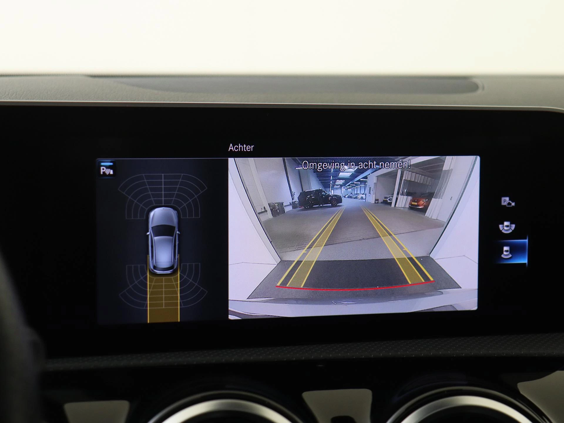 Mercedes-Benz A-Klasse 180 Business Solution AMG